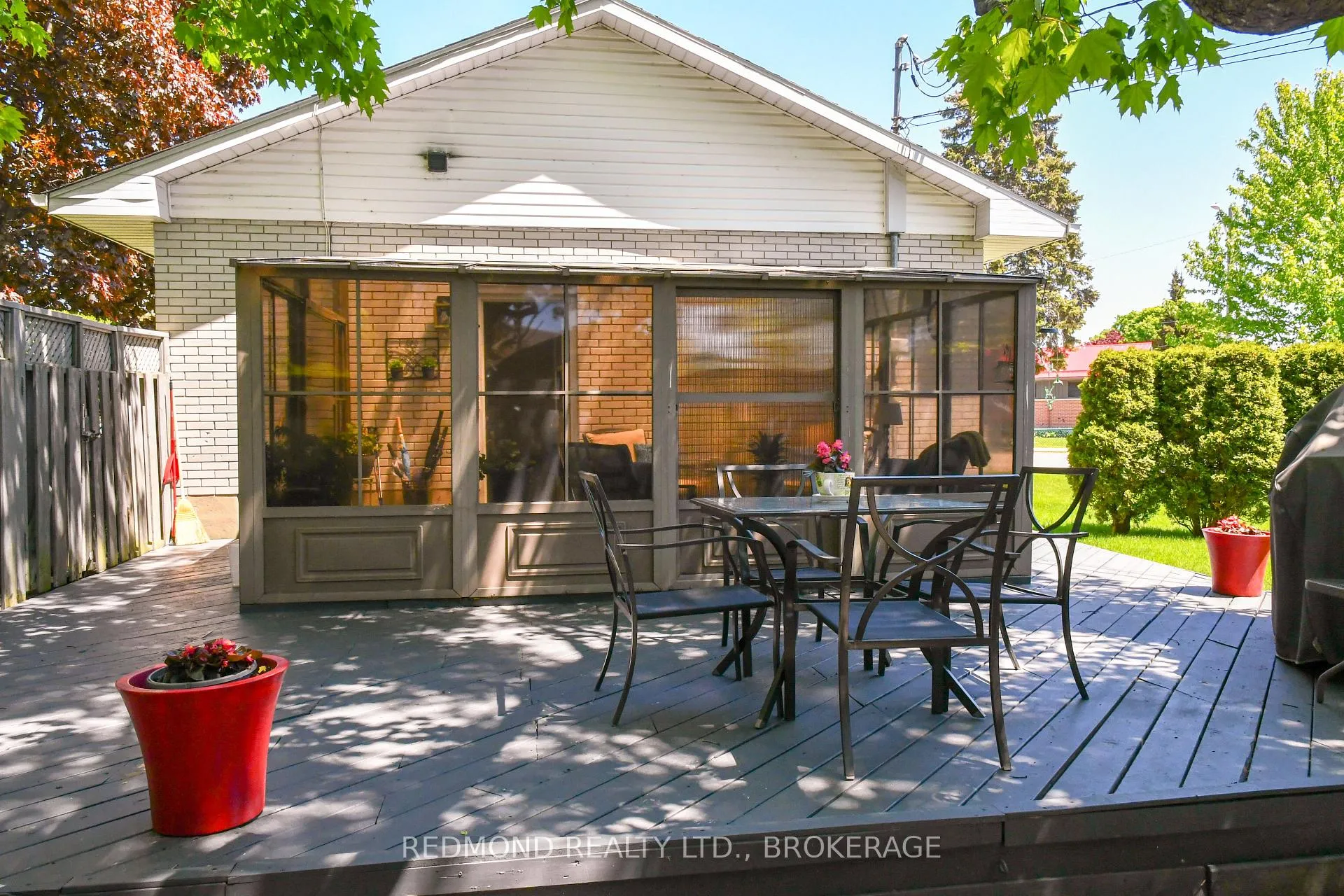 Photo 37 of 475 Pine Street E, Gananoque — HOMEH