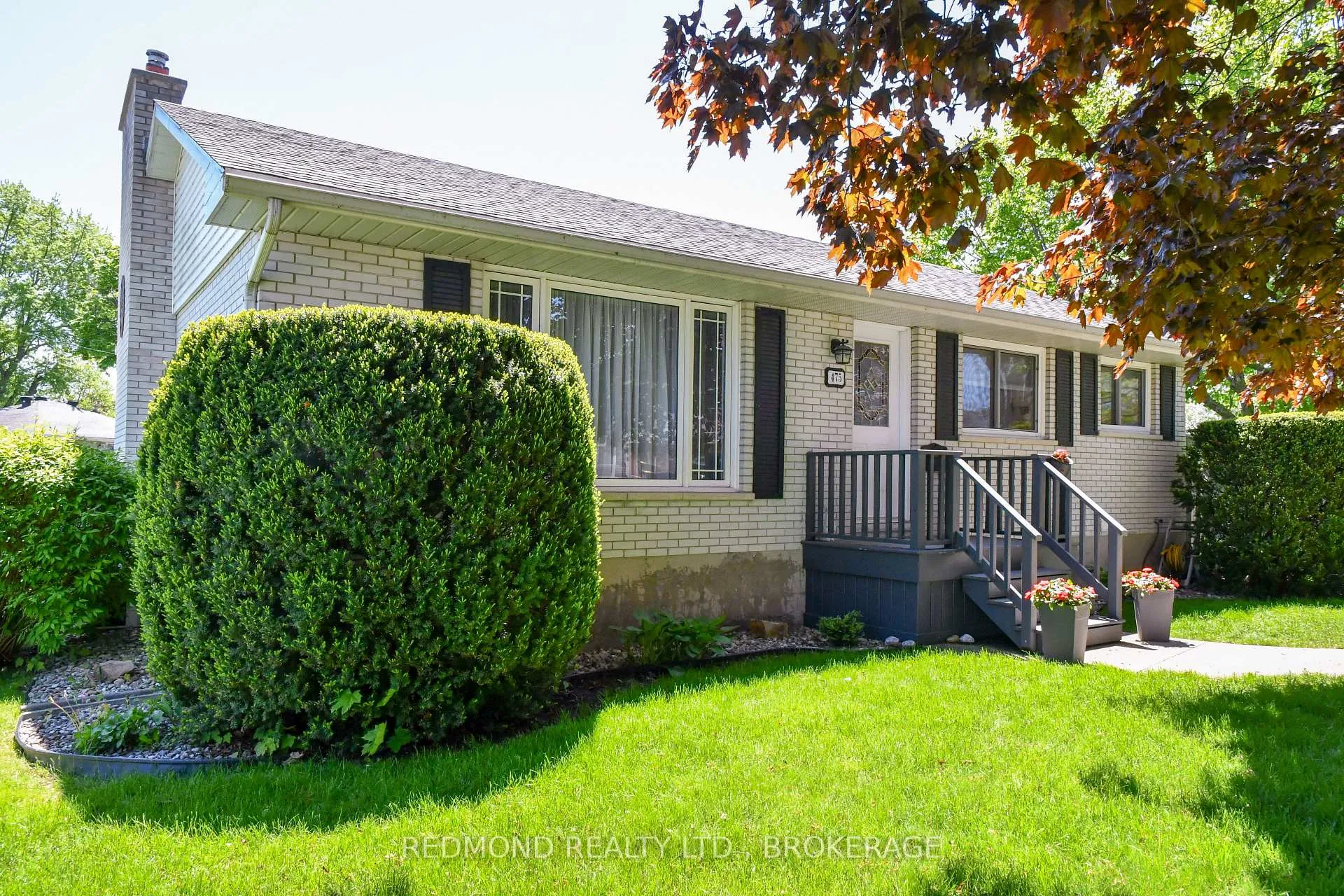 Photo 45 of 475 Pine Street E, Gananoque — HOMEH