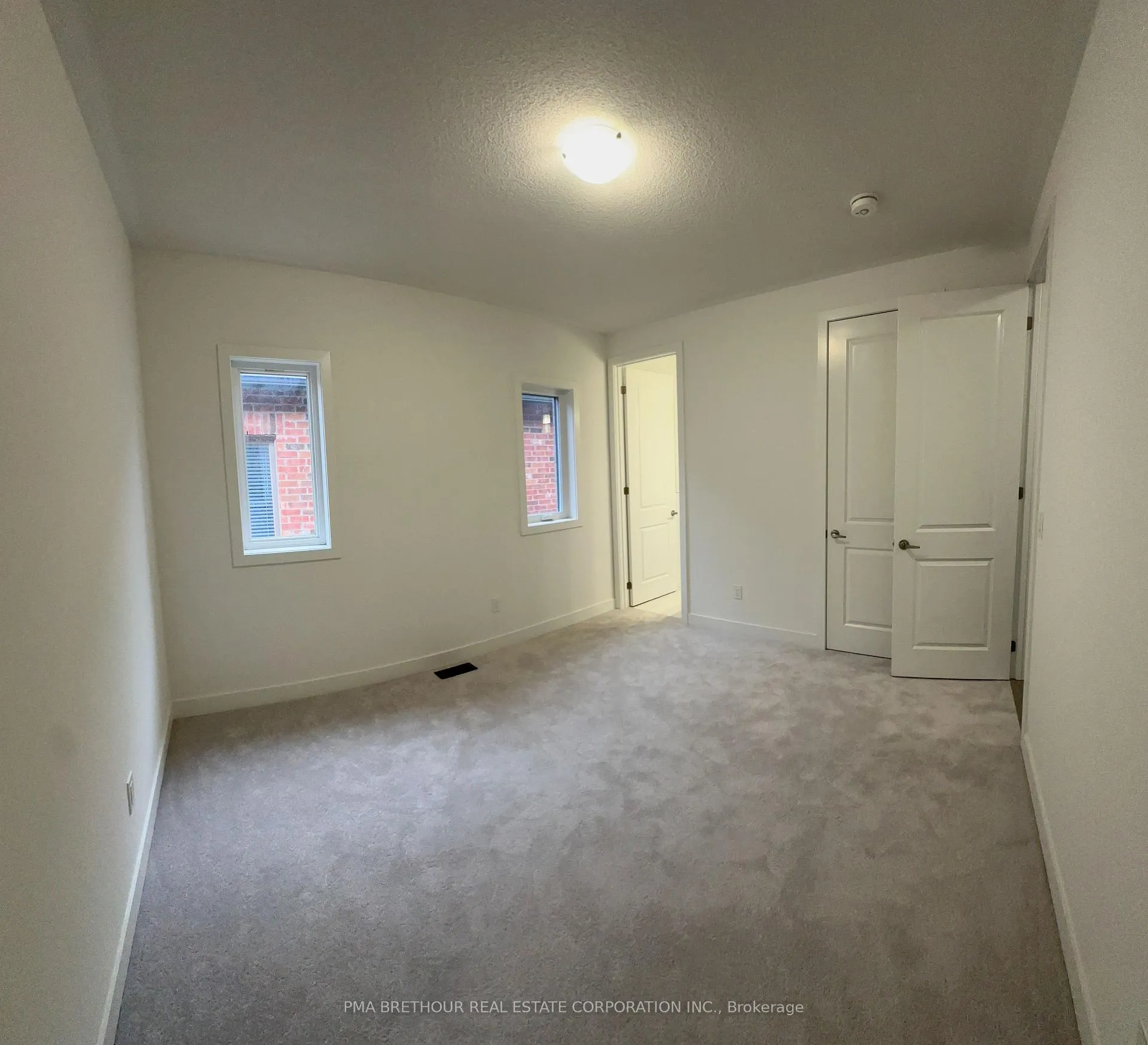 Photo 14 of 37 Brabin Circle, Whitby, Rural Whitby — HOMEH