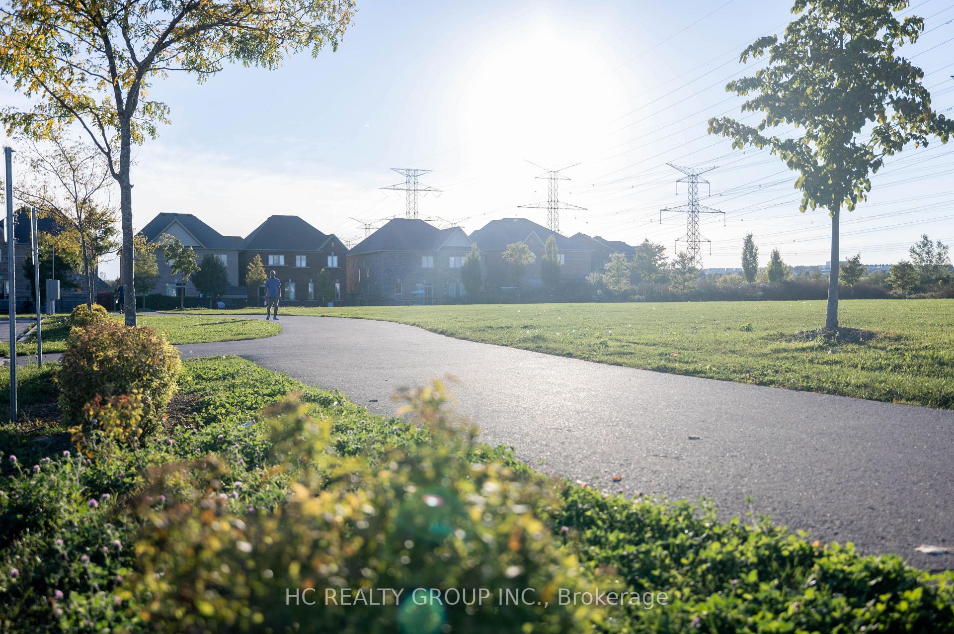 Photo 33 of 35 Stockell Crescent, Ajax, Northwest Ajax — HOMEH