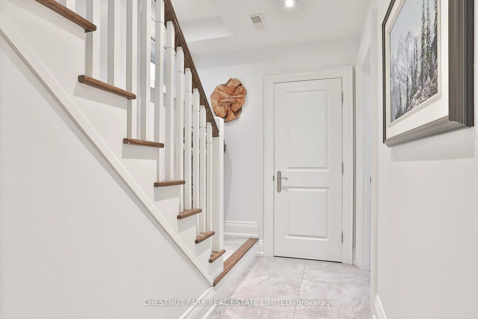 Photo 35 of 665 Millwood Road, Toronto, Mount Pleasant East — HOMEH