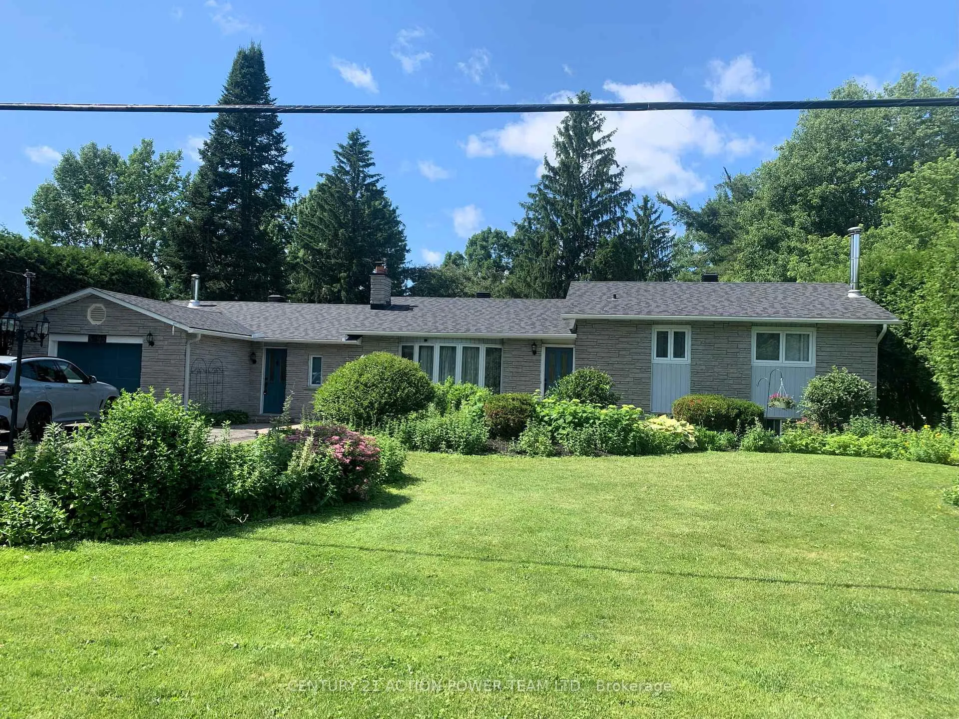 Photo 1 of 5295 Thunder Road, Ottawa, Carlsbad Springs — HOMEH