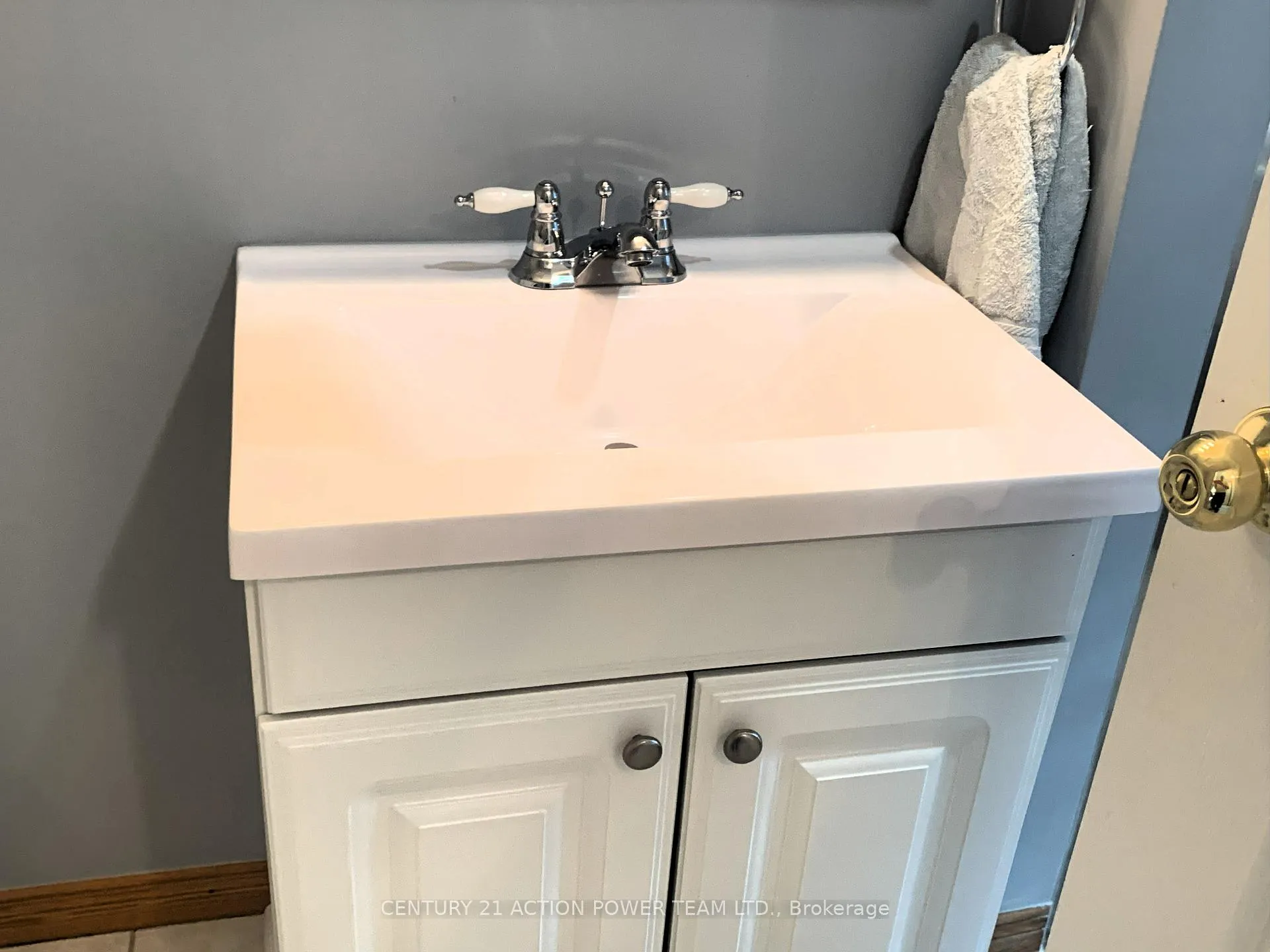 Photo 23 of 5295 Thunder Road, Ottawa, Carlsbad Springs — HOMEH