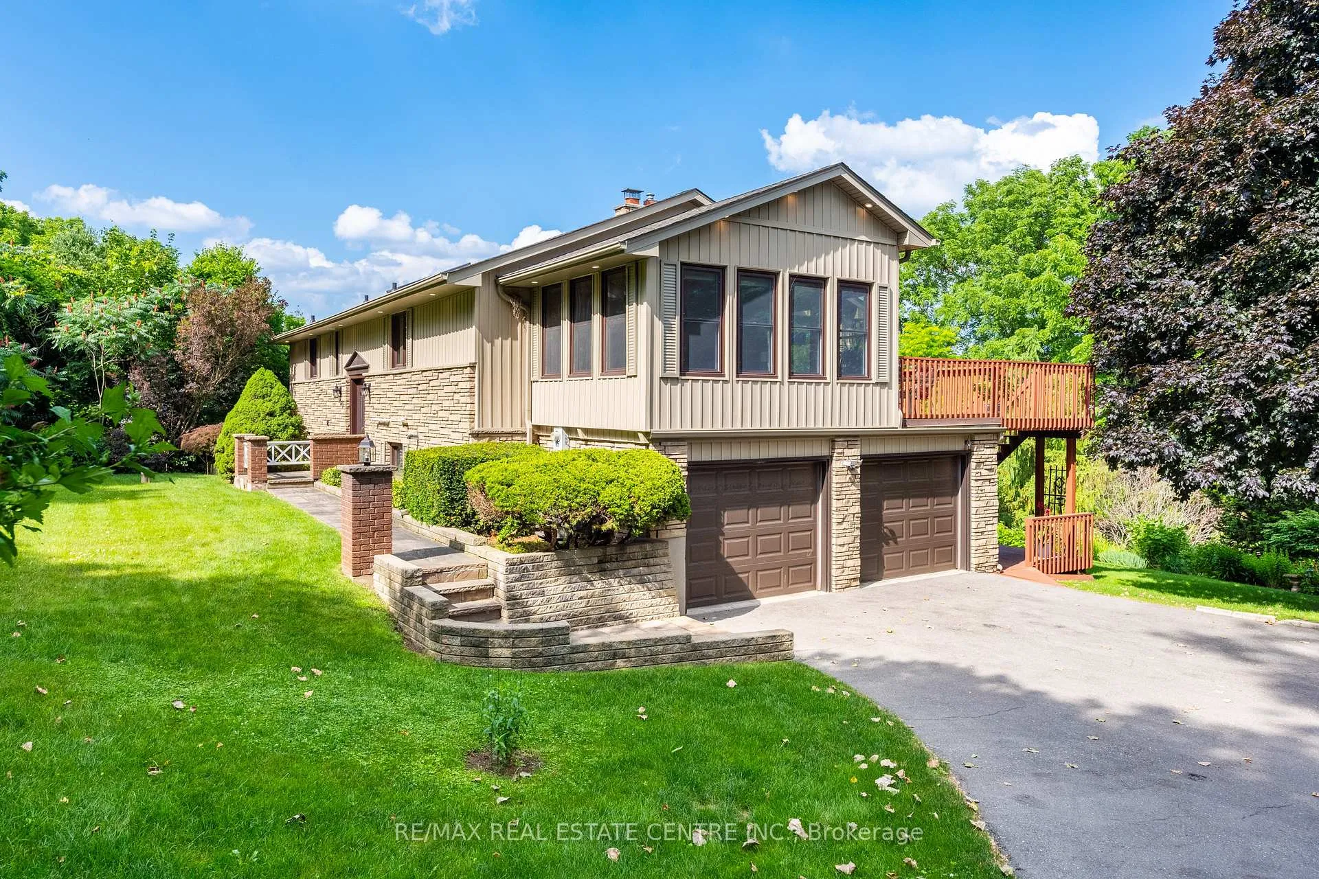 Photo 2 of 1023 West River Road, Cambridge — HOMEH