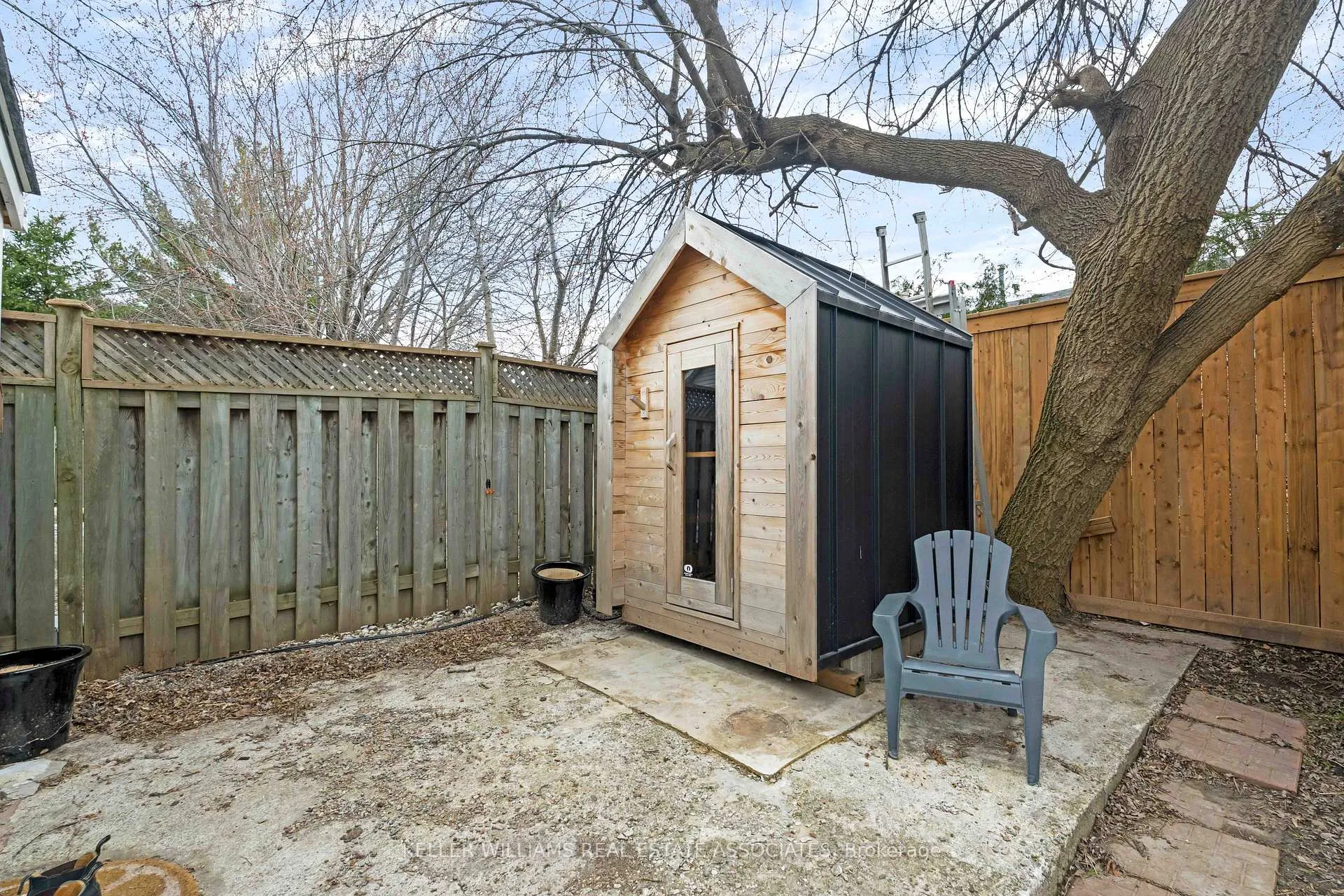 Photo 34 of 25 Rogers Road, Brampton, Brampton West — HOMEH