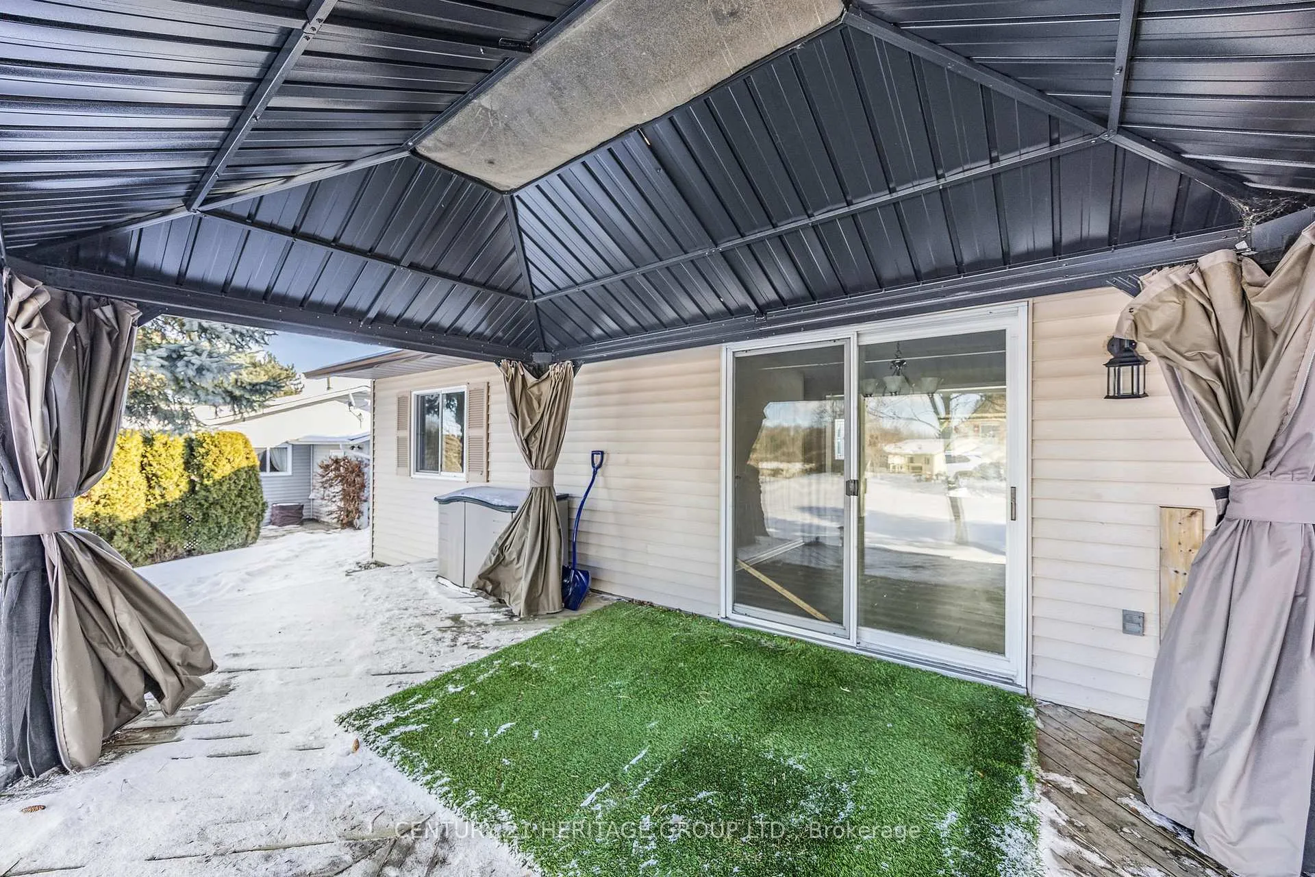 Photo 32 of 116 Tecumseth Pines Drive, New Tecumseth, Rural New Tecumseth — HOMEH