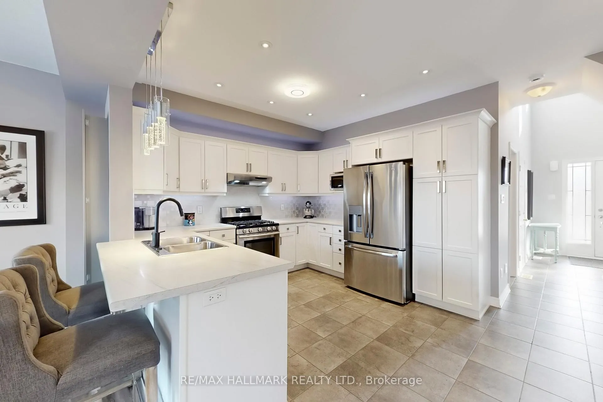 Photo 9 of 32 Burt Avenue, New Tecumseth, Alliston — HOMEH