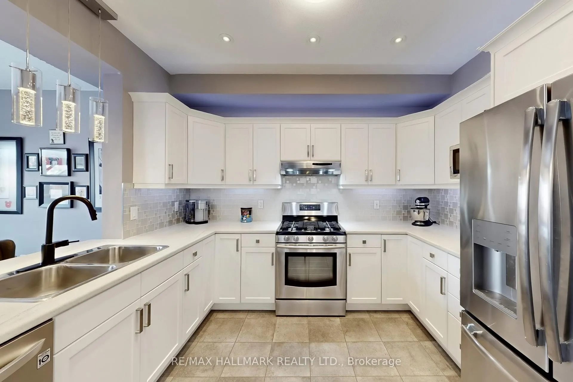 Photo 10 of 32 Burt Avenue, New Tecumseth, Alliston — HOMEH