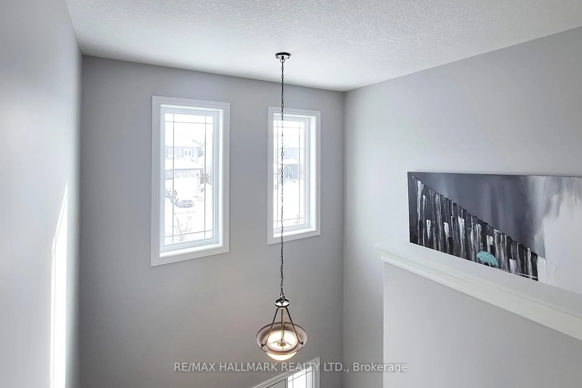 Photo 19 of 32 Burt Avenue, New Tecumseth, Alliston — HOMEH