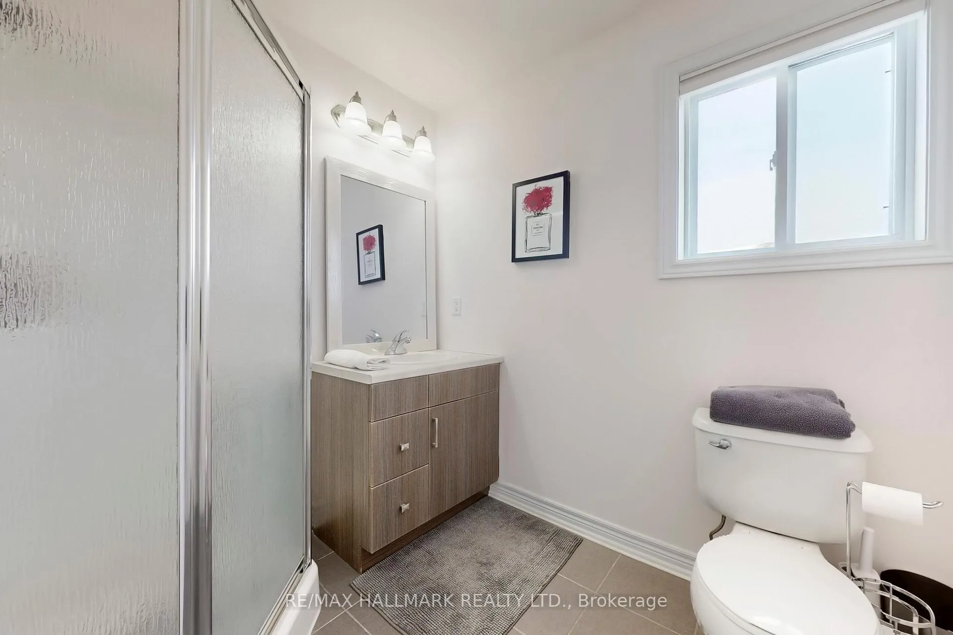Photo 27 of 32 Burt Avenue, New Tecumseth, Alliston — HOMEH