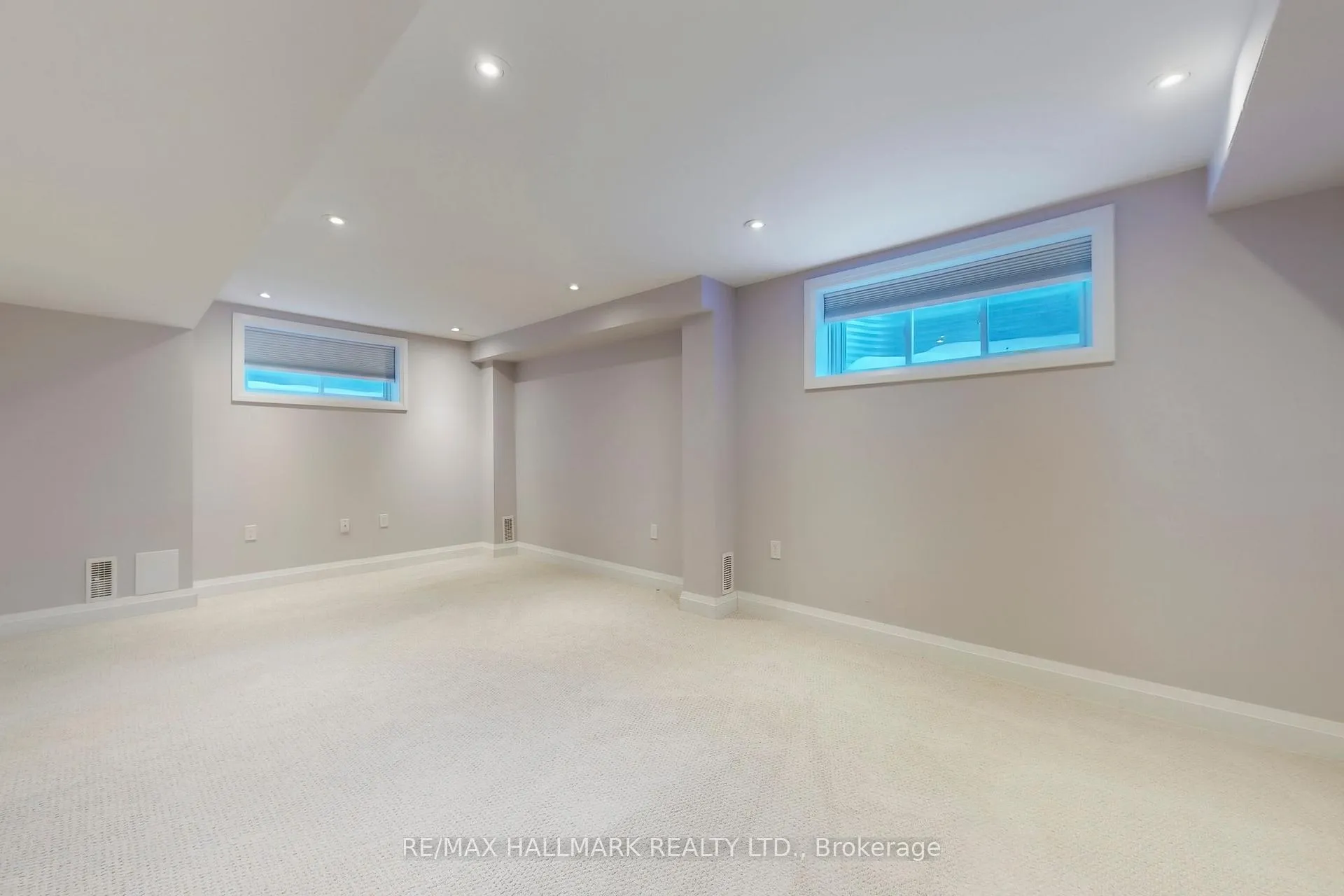 Photo 39 of 32 Burt Avenue, New Tecumseth, Alliston — HOMEH