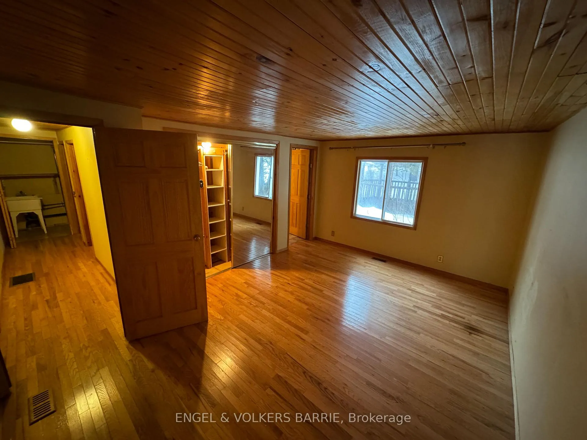 Photo 20 of 1007 Dewey Street, Highlands East, Glamorgan — HOMEH