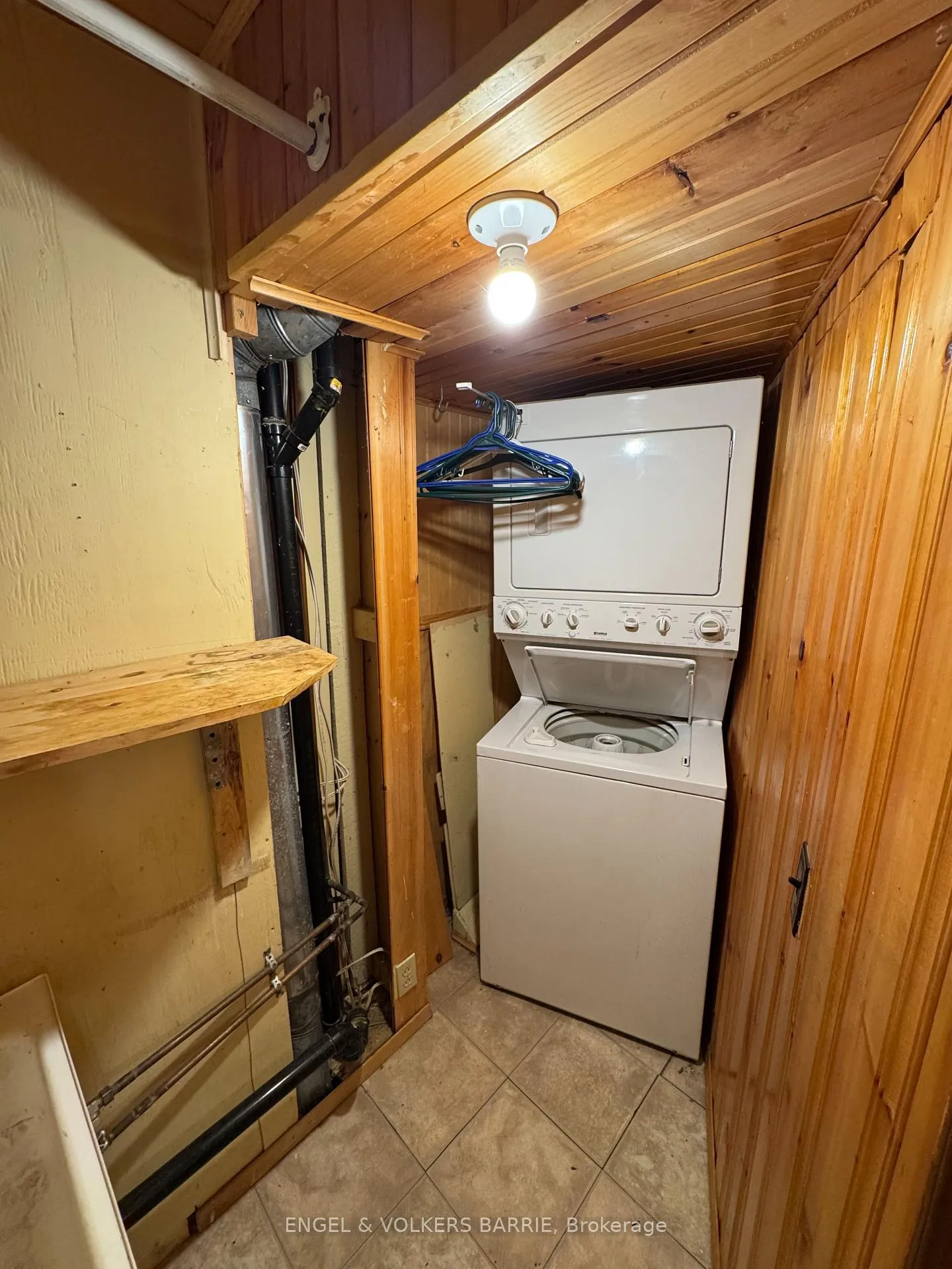Photo 22 of 1007 Dewey Street, Highlands East, Glamorgan — HOMEH