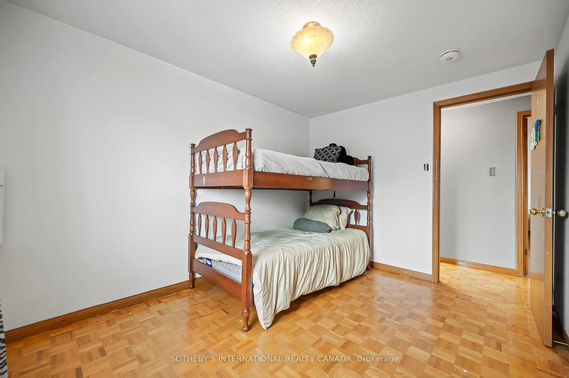Photo 24 of 563 Champlain Boulevard, Cambridge — HOMEH