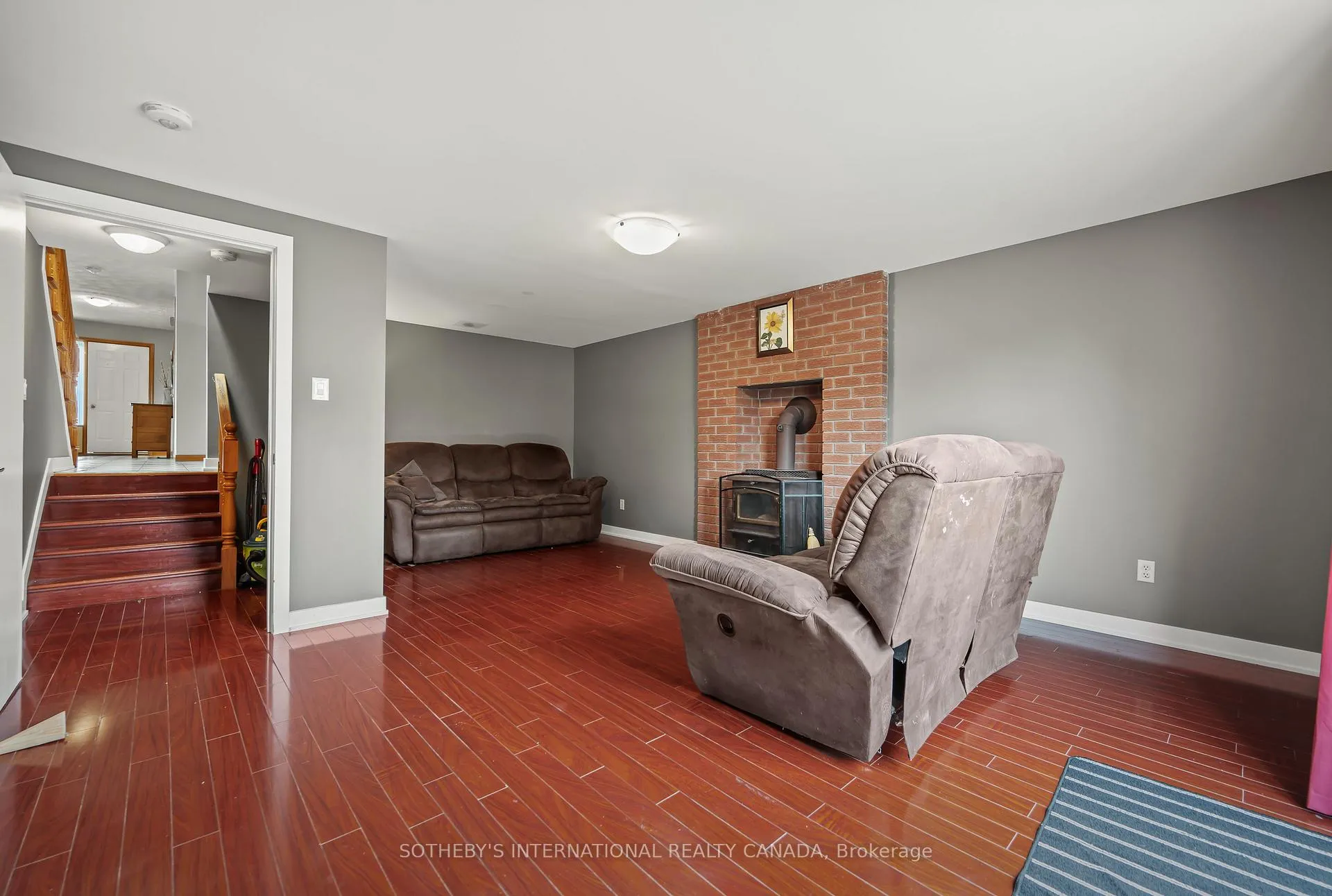 Photo 26 of 563 Champlain Boulevard, Cambridge — HOMEH