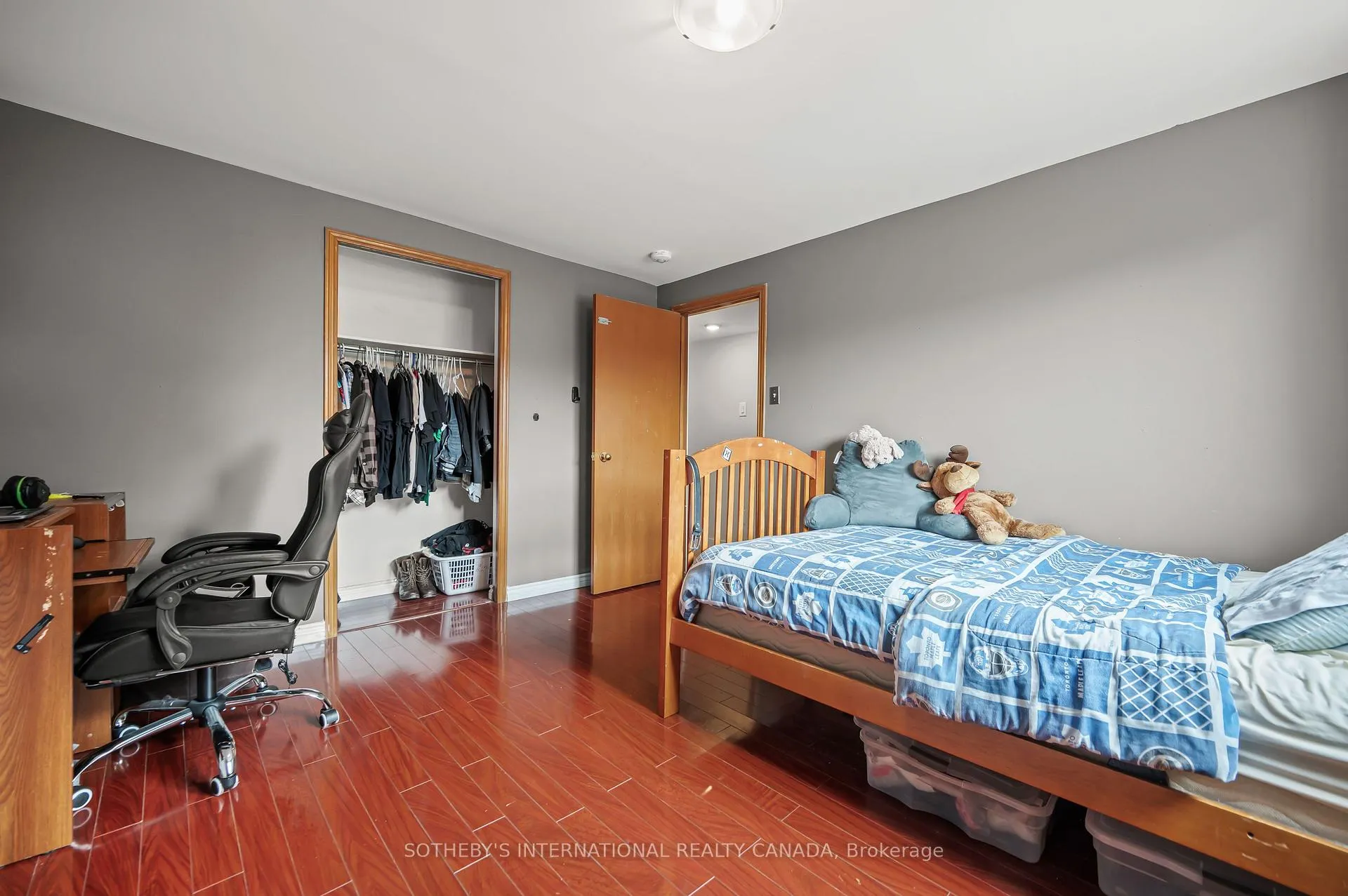 Photo 31 of 563 Champlain Boulevard, Cambridge — HOMEH