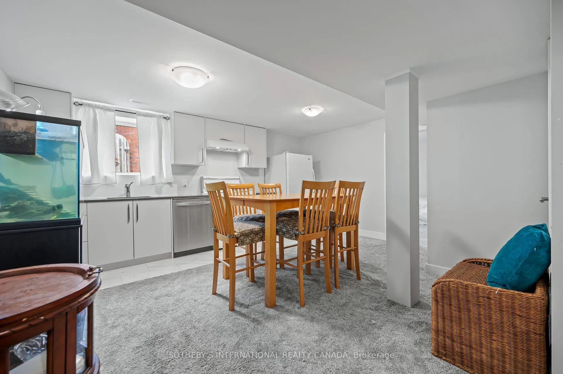 Photo 32 of 563 Champlain Boulevard, Cambridge — HOMEH