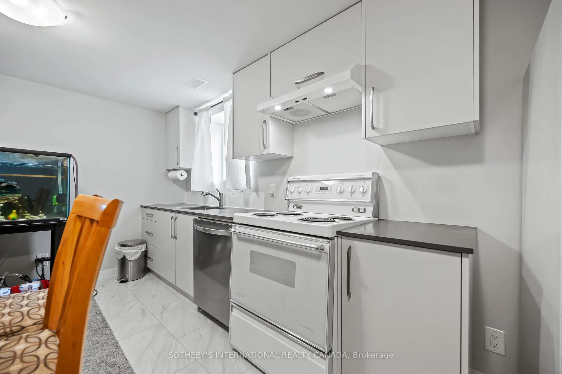 Photo 33 of 563 Champlain Boulevard, Cambridge — HOMEH