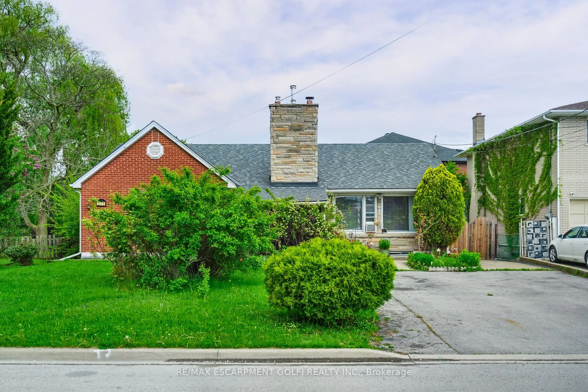 Photo 2 of 271 Margaret Avenue, Hamilton, Stoney Creek — HOMEH