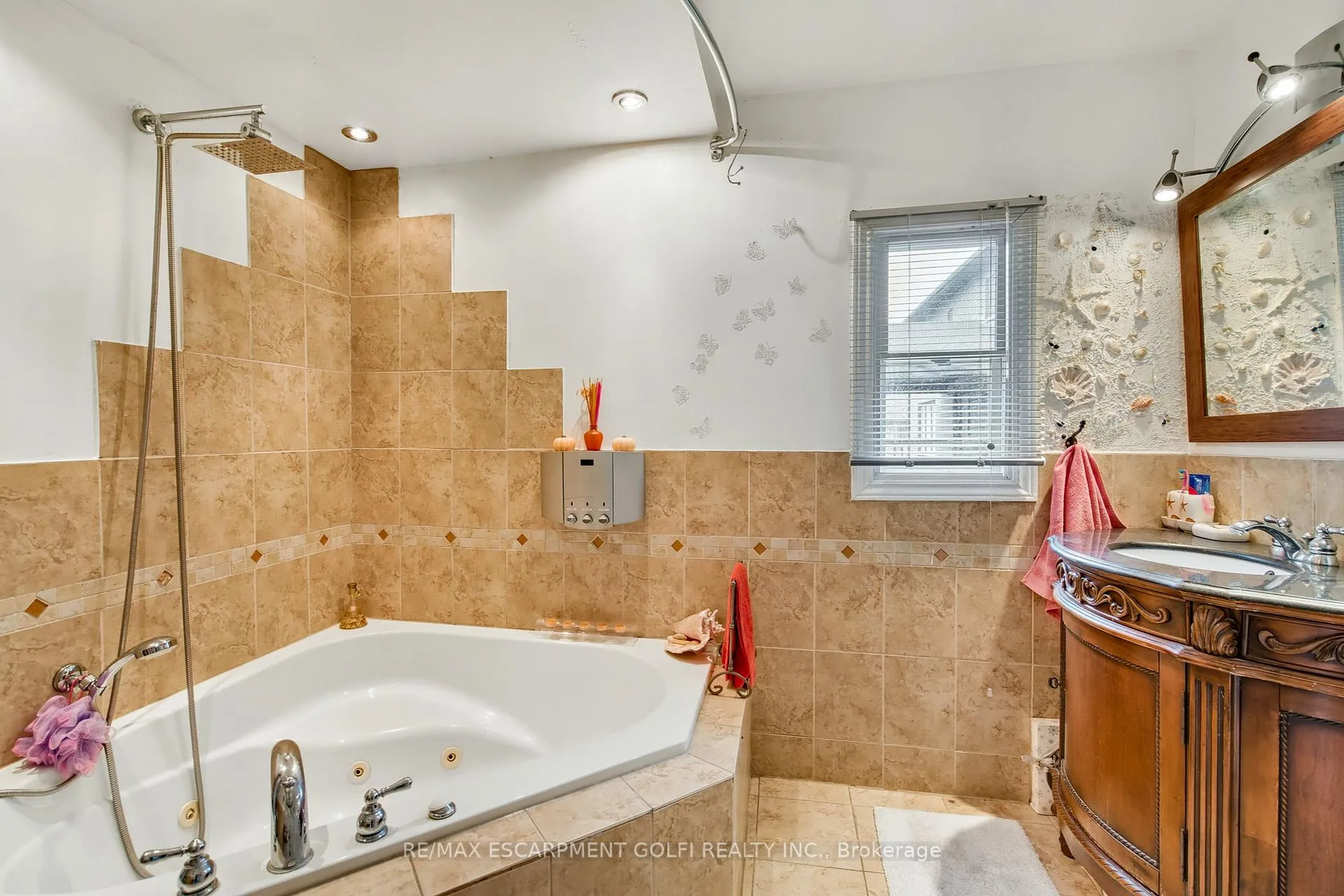 Photo 13 of 271 Margaret Avenue, Hamilton, Stoney Creek — HOMEH
