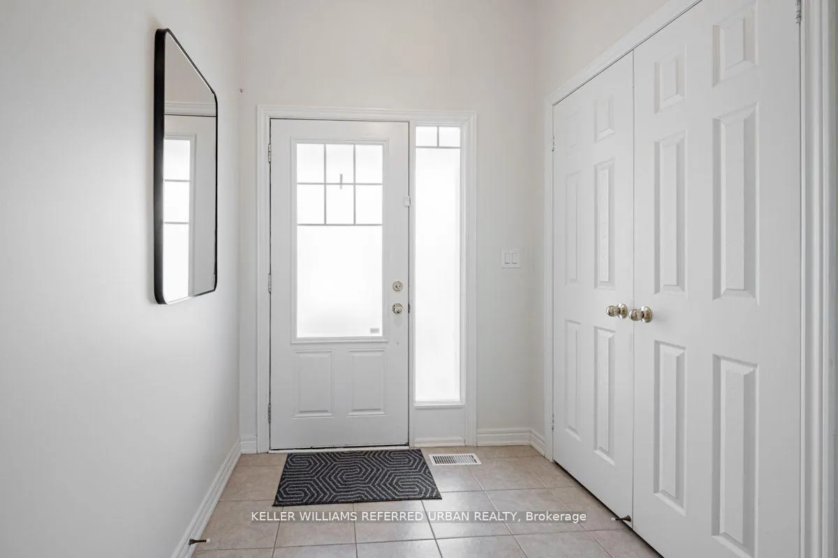 Photo 4 of 105 Southdown Avenue, Vaughan, Patterson — HOMEH