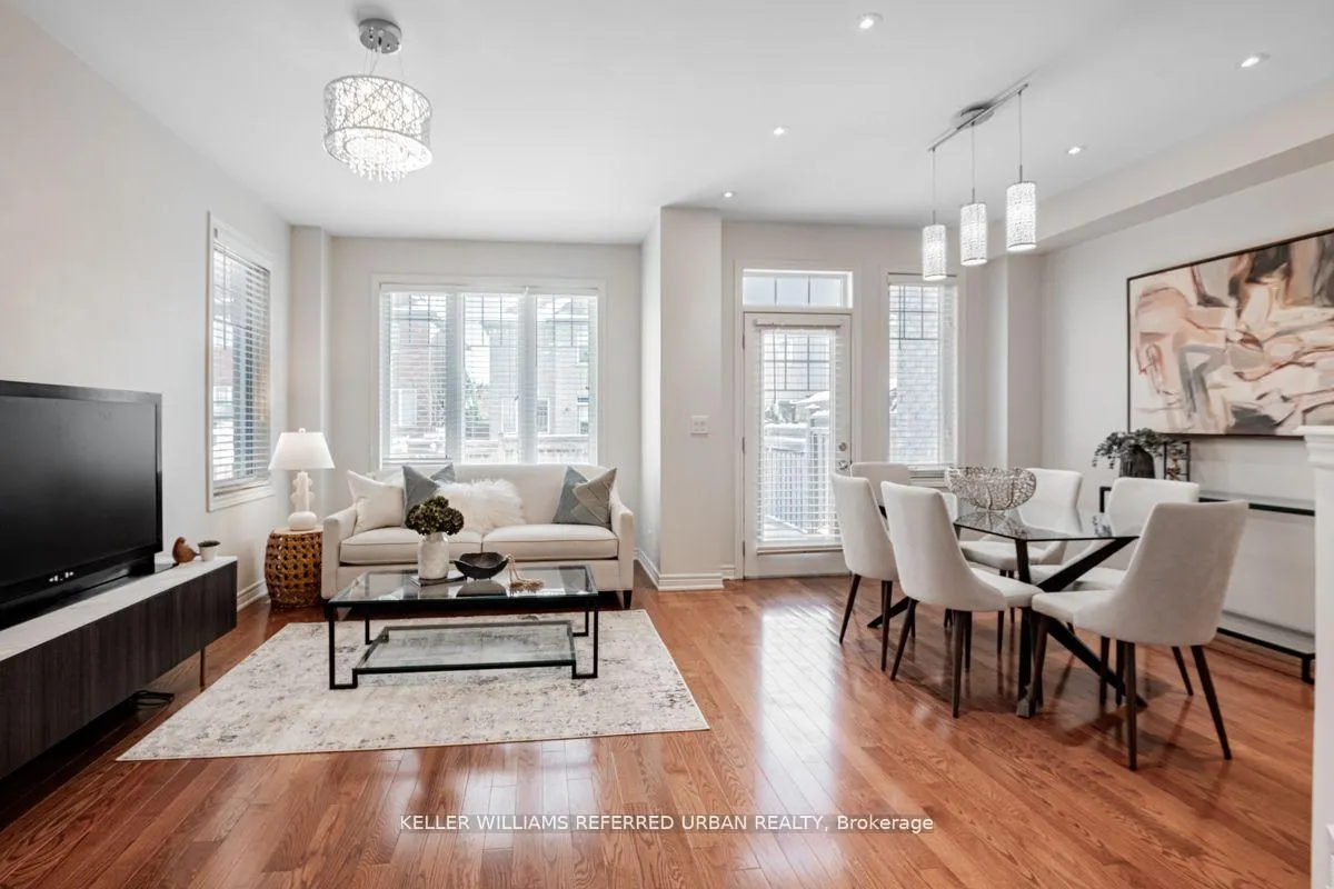 Photo 6 of 105 Southdown Avenue, Vaughan, Patterson — HOMEH