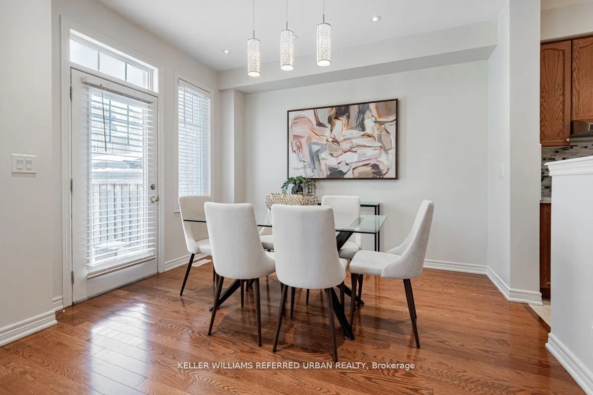 Photo 10 of 105 Southdown Avenue, Vaughan, Patterson — HOMEH