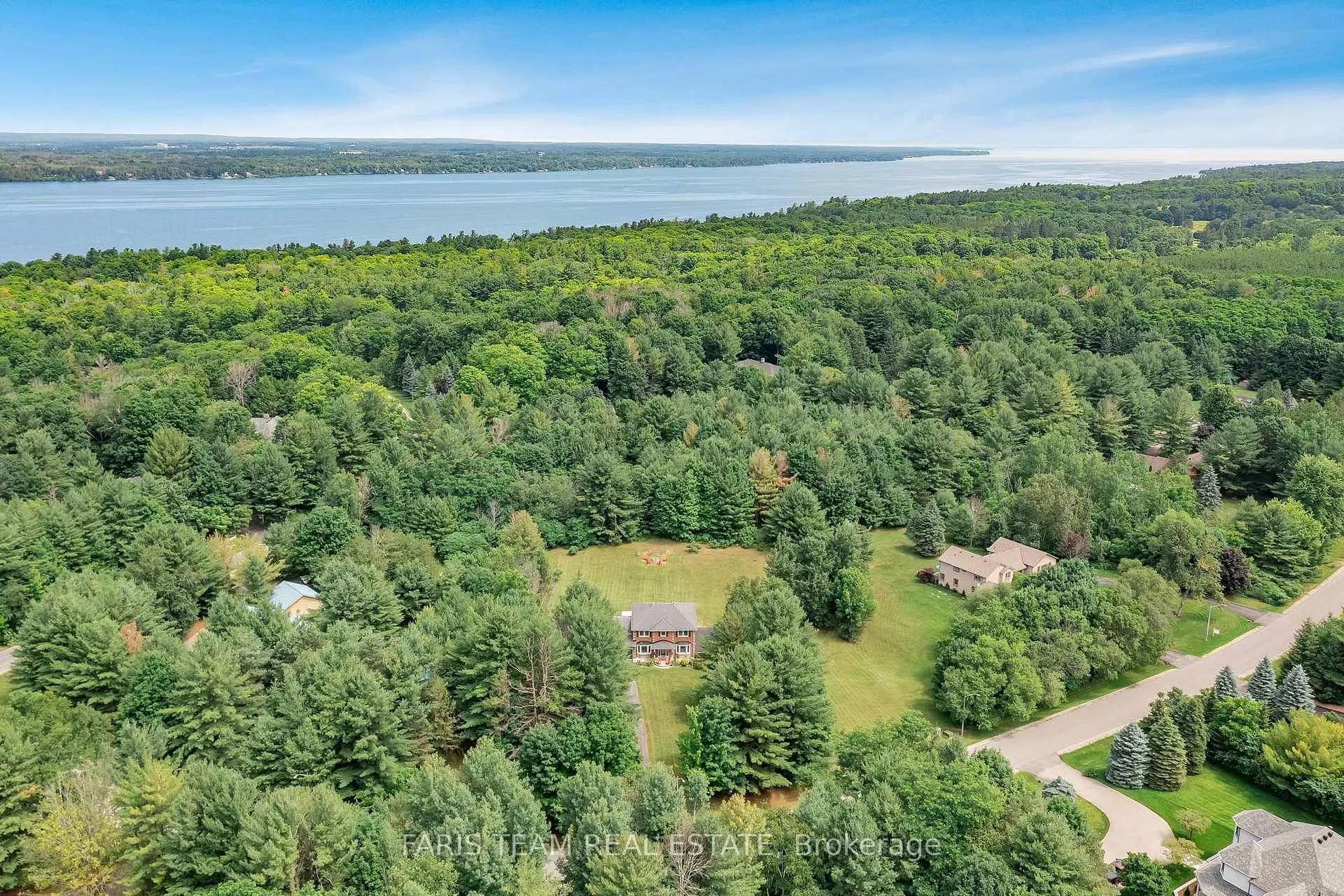 Photo 36 of 1602 Kale Drive, Innisfil, Rural Innisfil — HOMEH