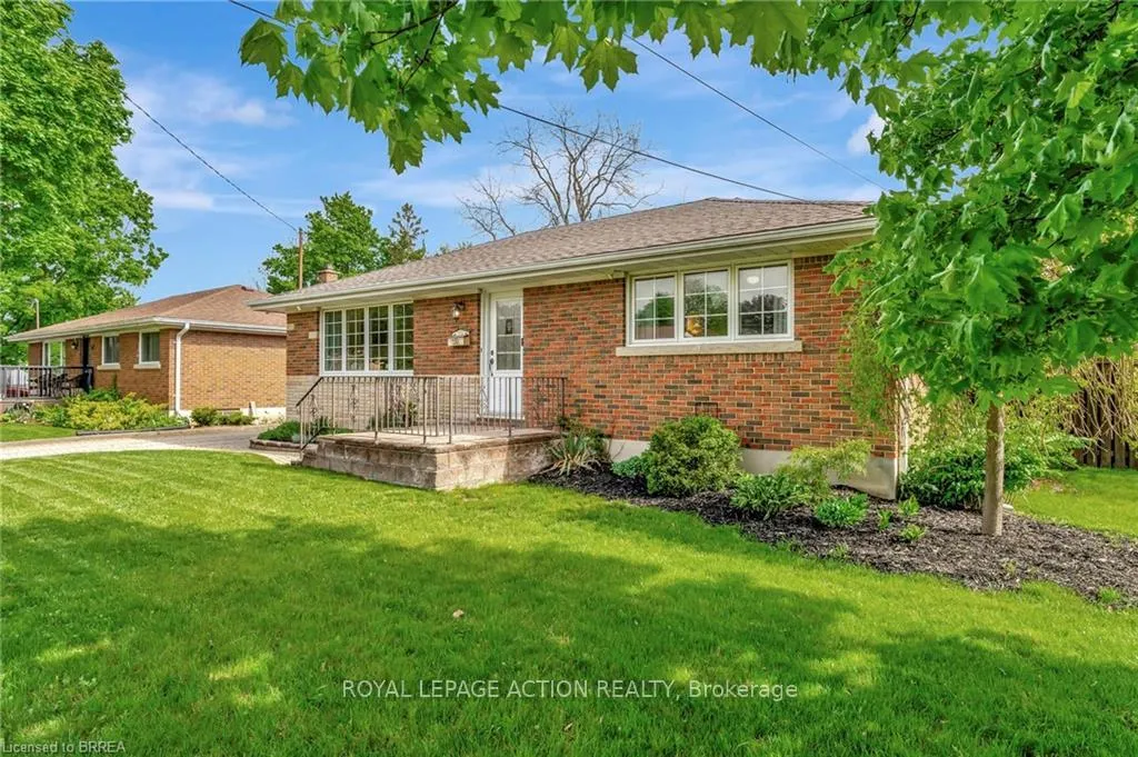 Photo 2 of 46 Todd Street, Brantford — HOMEH