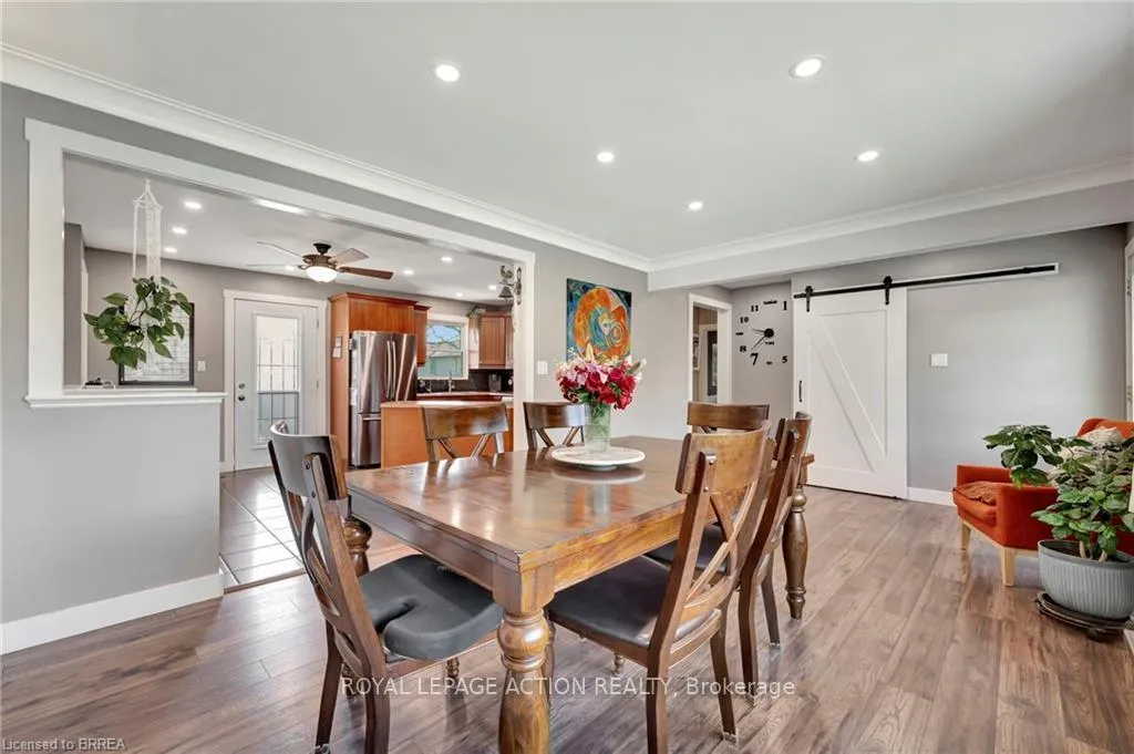 Photo 9 of 46 Todd Street, Brantford — HOMEH