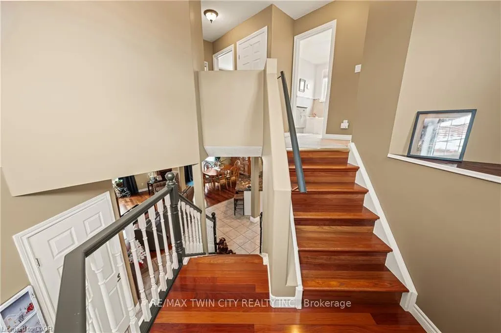 Photo 19 of 44 Dineen Court, Kitchener — HOMEH
