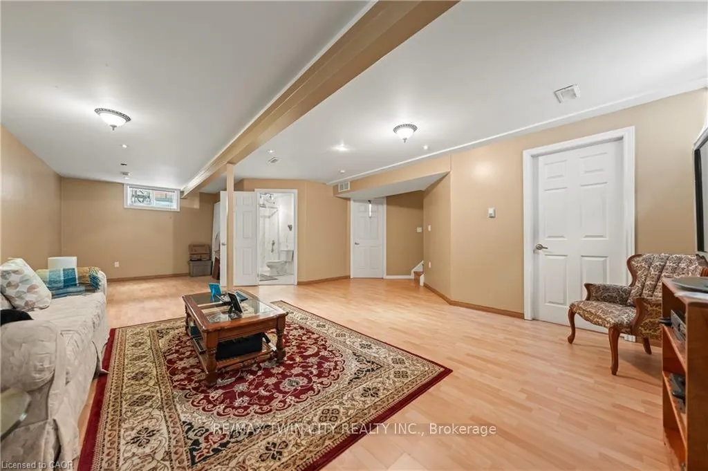 Photo 29 of 44 Dineen Court, Kitchener — HOMEH