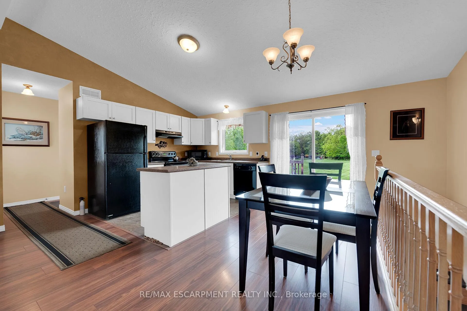 Photo 13 of 726 Indiana Road E, Haldimand — HOMEH