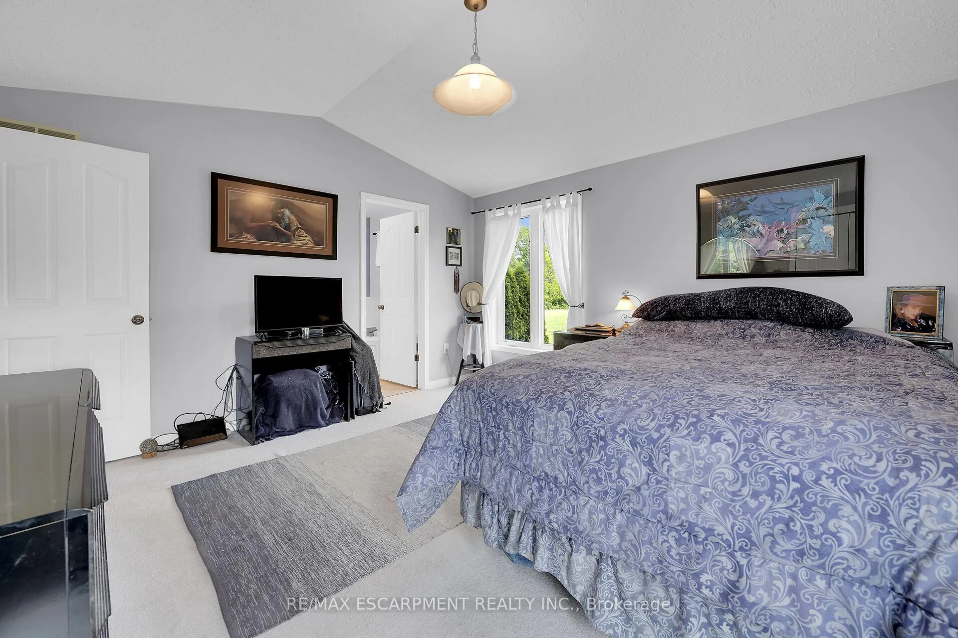 Photo 19 of 726 Indiana Road E, Haldimand — HOMEH