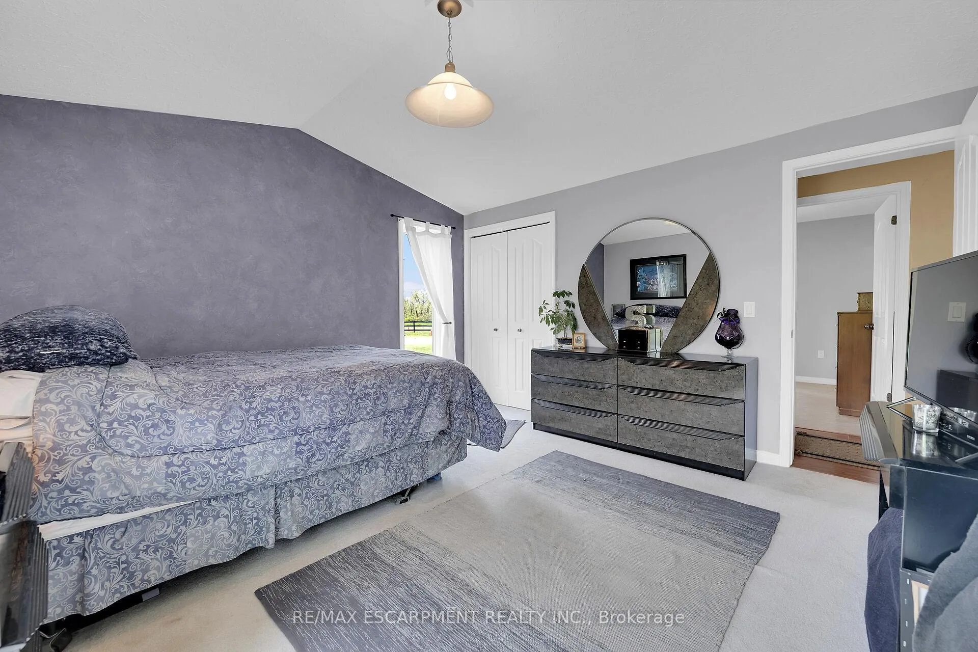 Photo 22 of 726 Indiana Road E, Haldimand — HOMEH