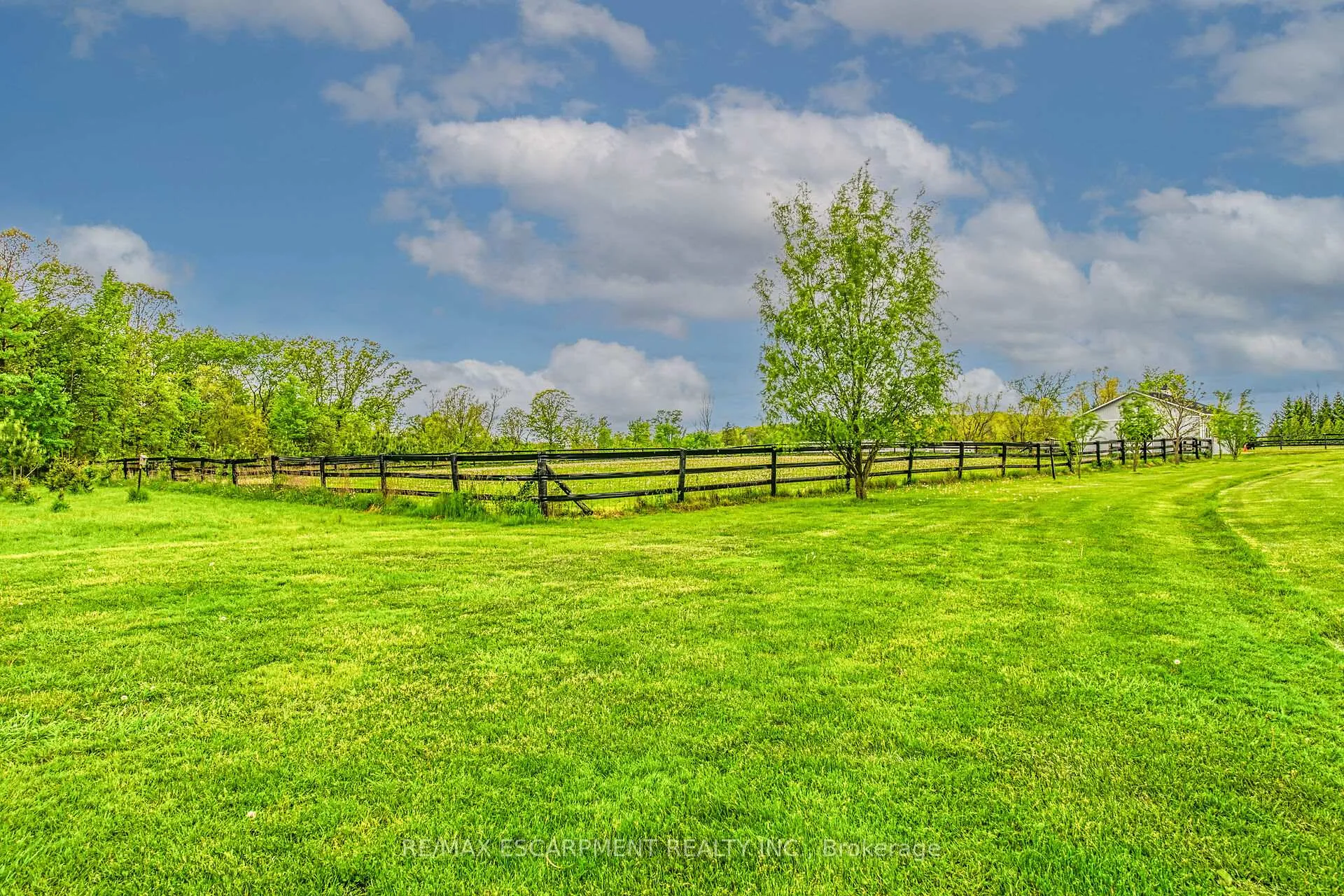 Photo 39 of 726 Indiana Road E, Haldimand — HOMEH