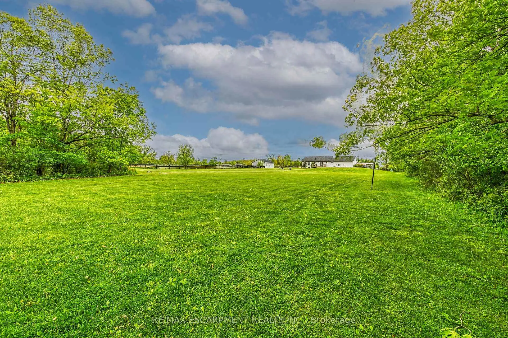 Photo 43 of 726 Indiana Road E, Haldimand — HOMEH