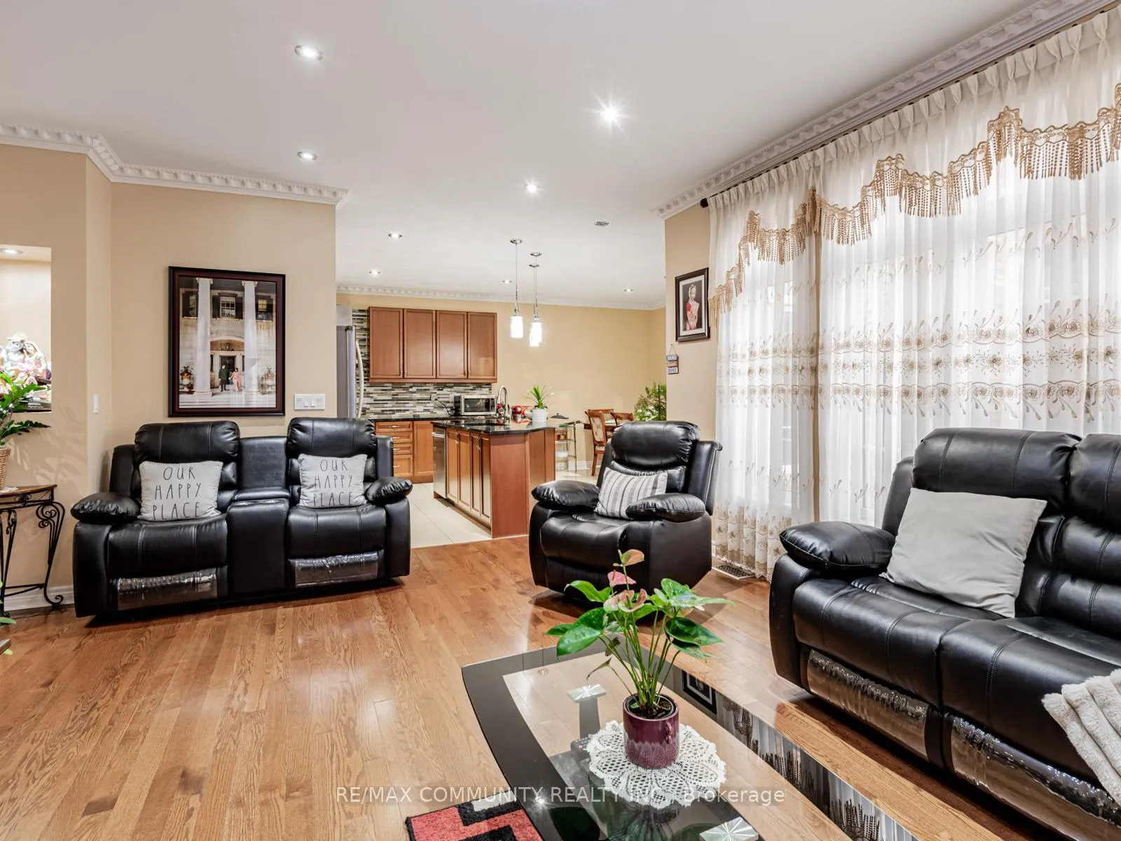 Photo 9 of 27 Windyton Avenue, Markham, Cornell — HOMEH