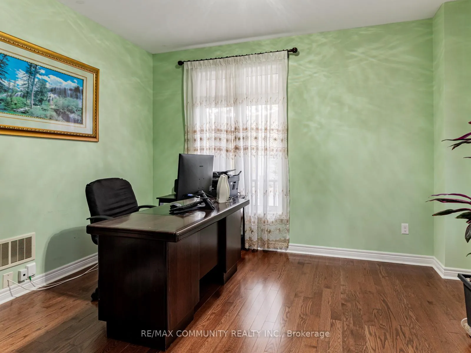 Photo 20 of 27 Windyton Avenue, Markham, Cornell — HOMEH