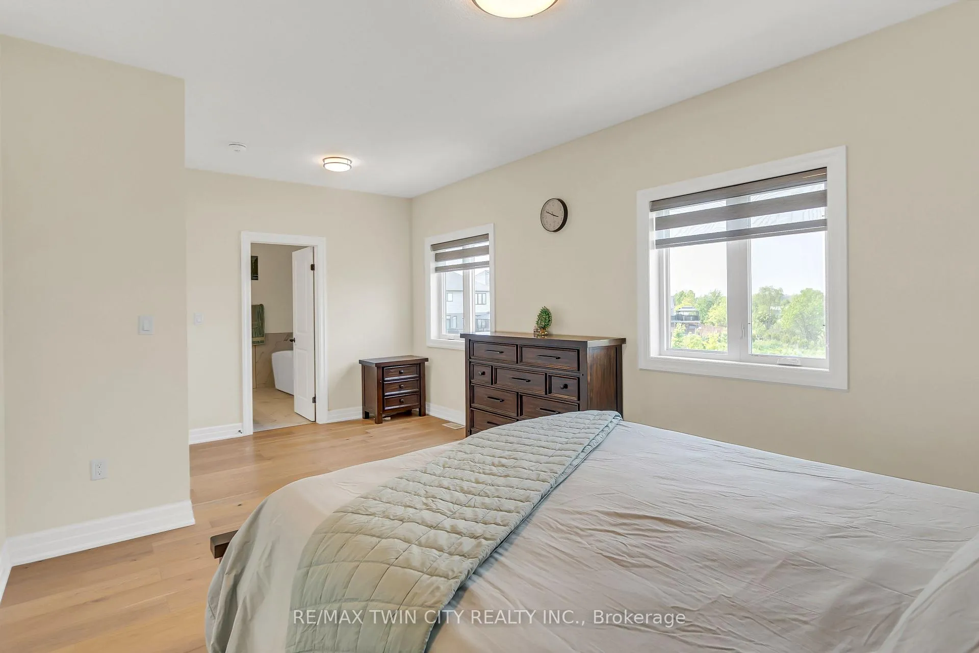Photo 19 of 188 Otterbein Road, Kitchener — HOMEH