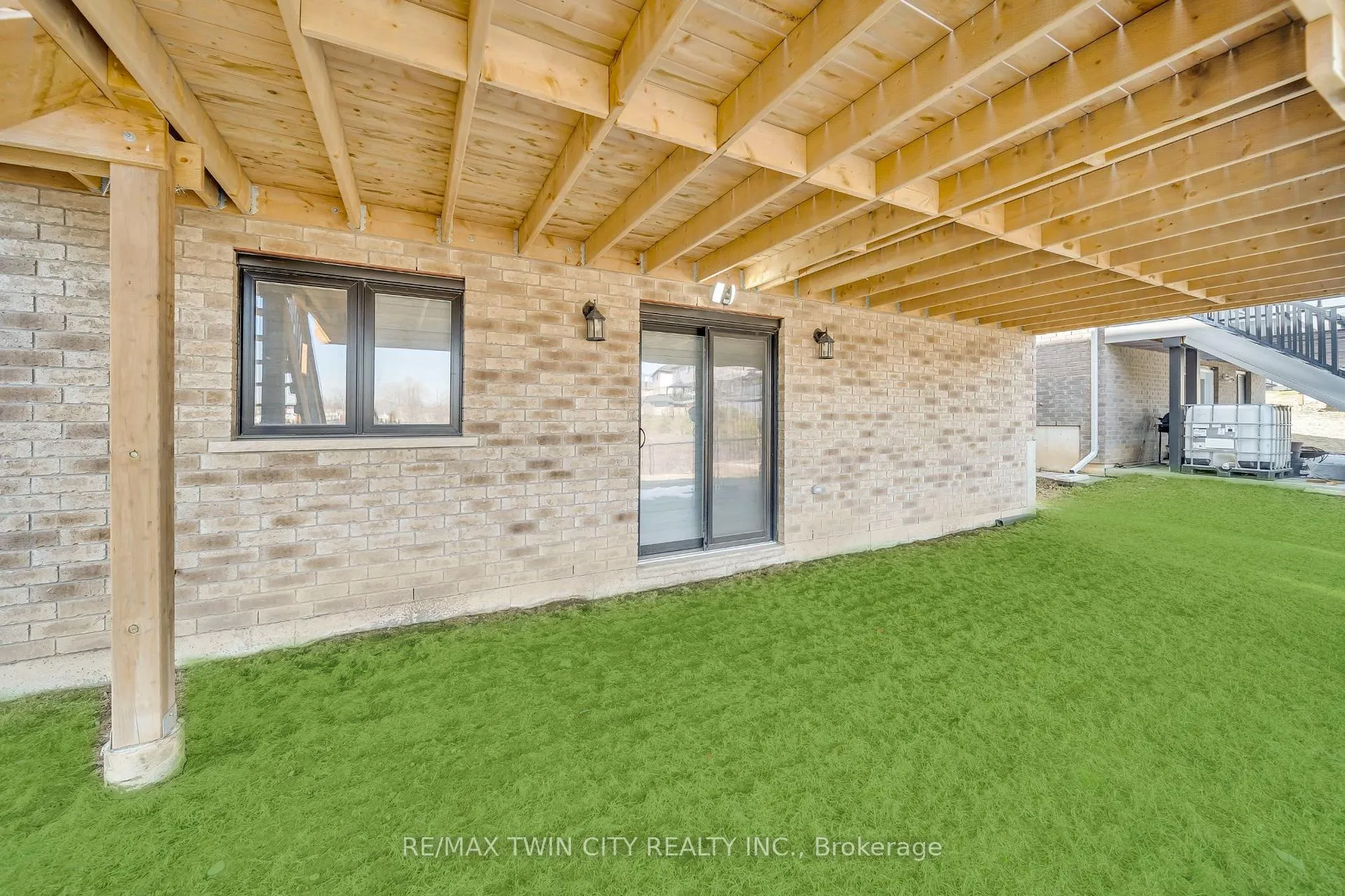 Photo 31 of 188 Otterbein Road, Kitchener — HOMEH