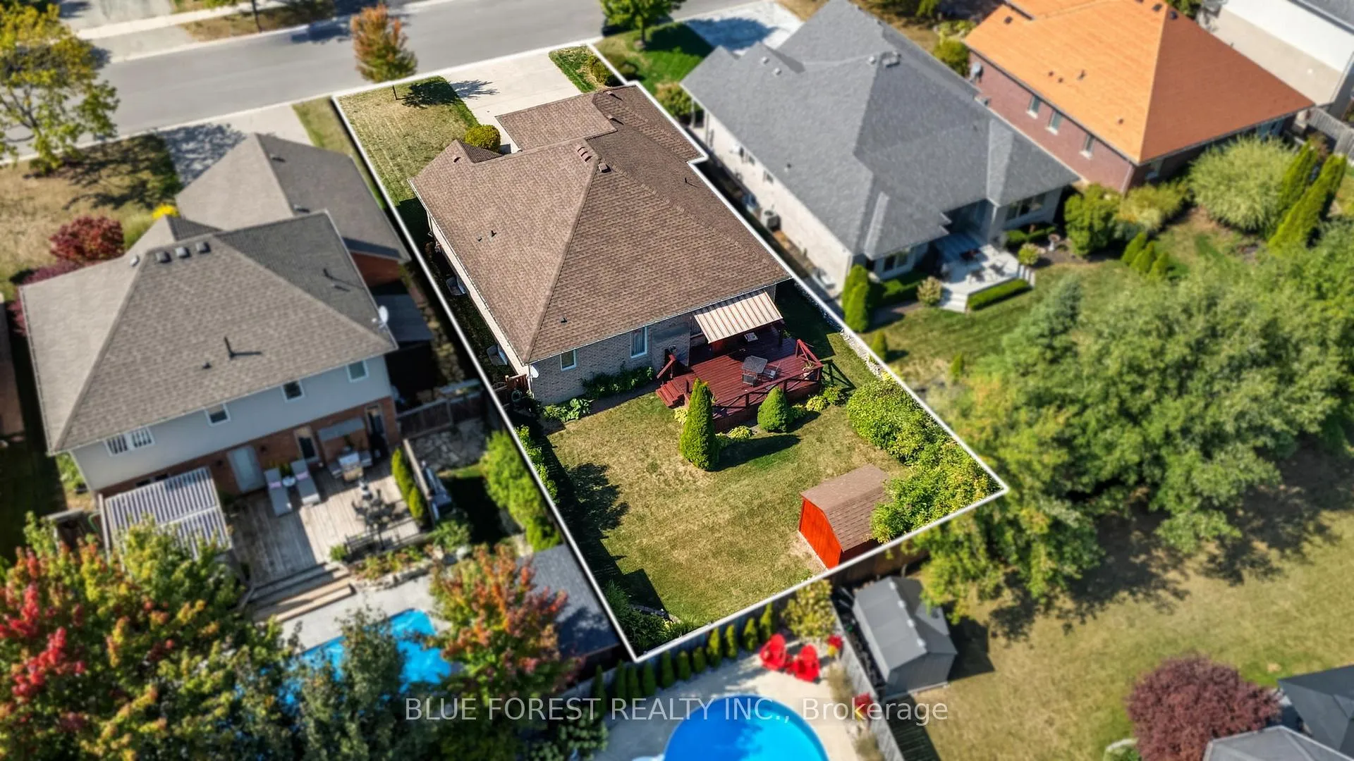 Photo 4 of 86 Calvert Lane, Middlesex Centre, Ilderton — HOMEH