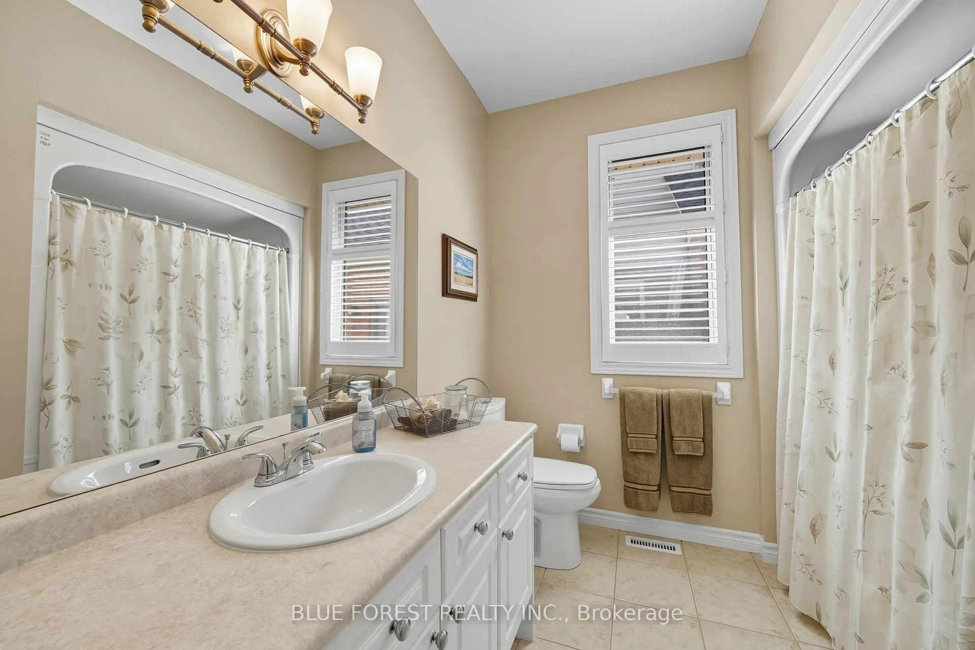 Photo 16 of 86 Calvert Lane, Middlesex Centre, Ilderton — HOMEH