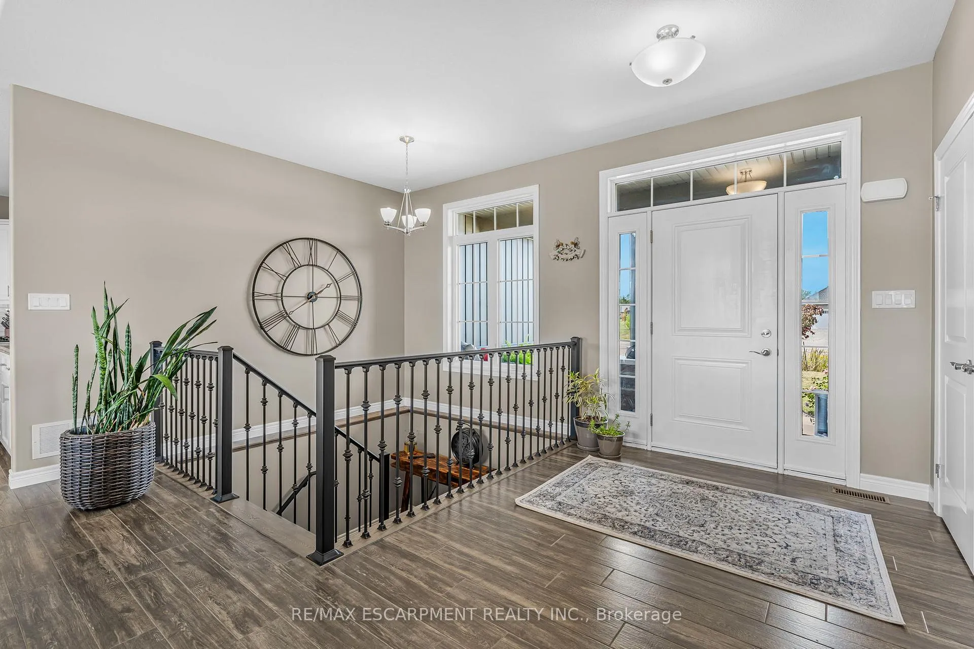 Photo 7 of 3 Silverthorne Court, Haldimand, Dunnville — HOMEH