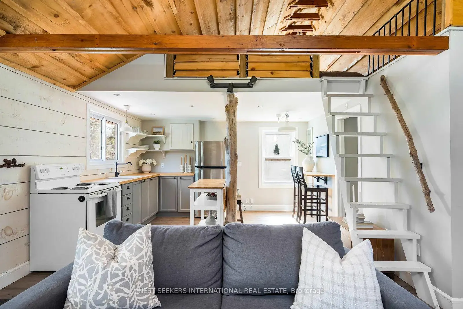Photo 7 of 13 Edgar Road, Collingwood — HOMEH