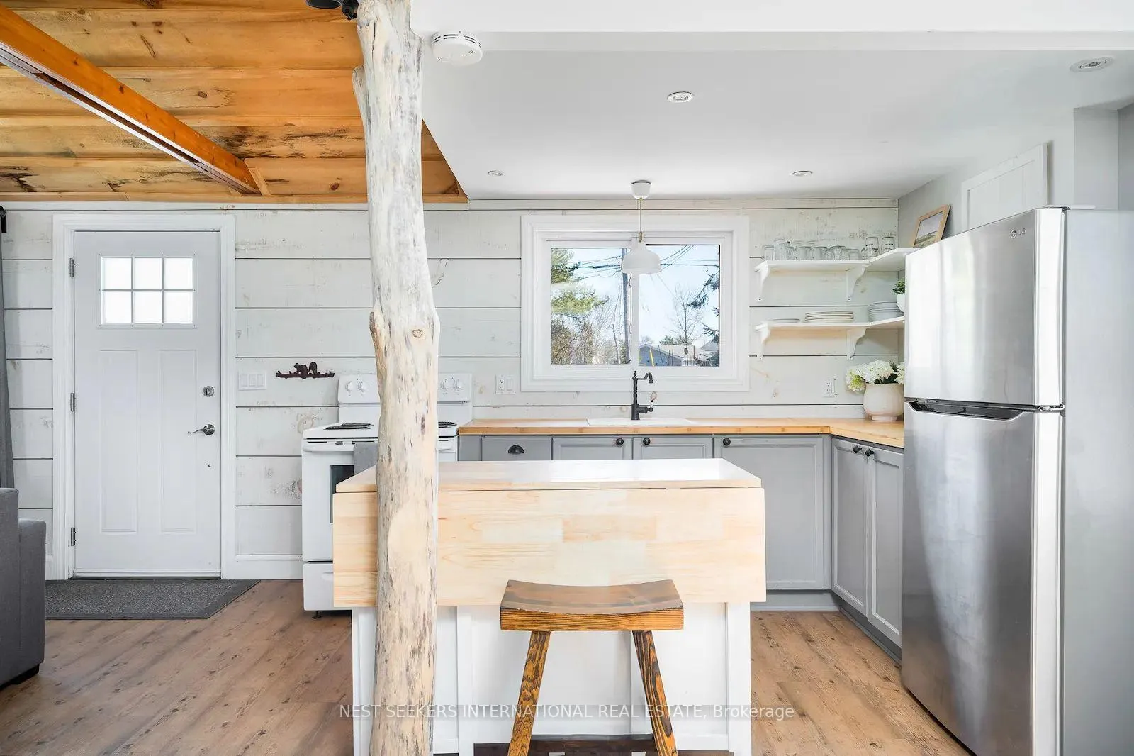 Photo 18 of 13 Edgar Road, Collingwood — HOMEH