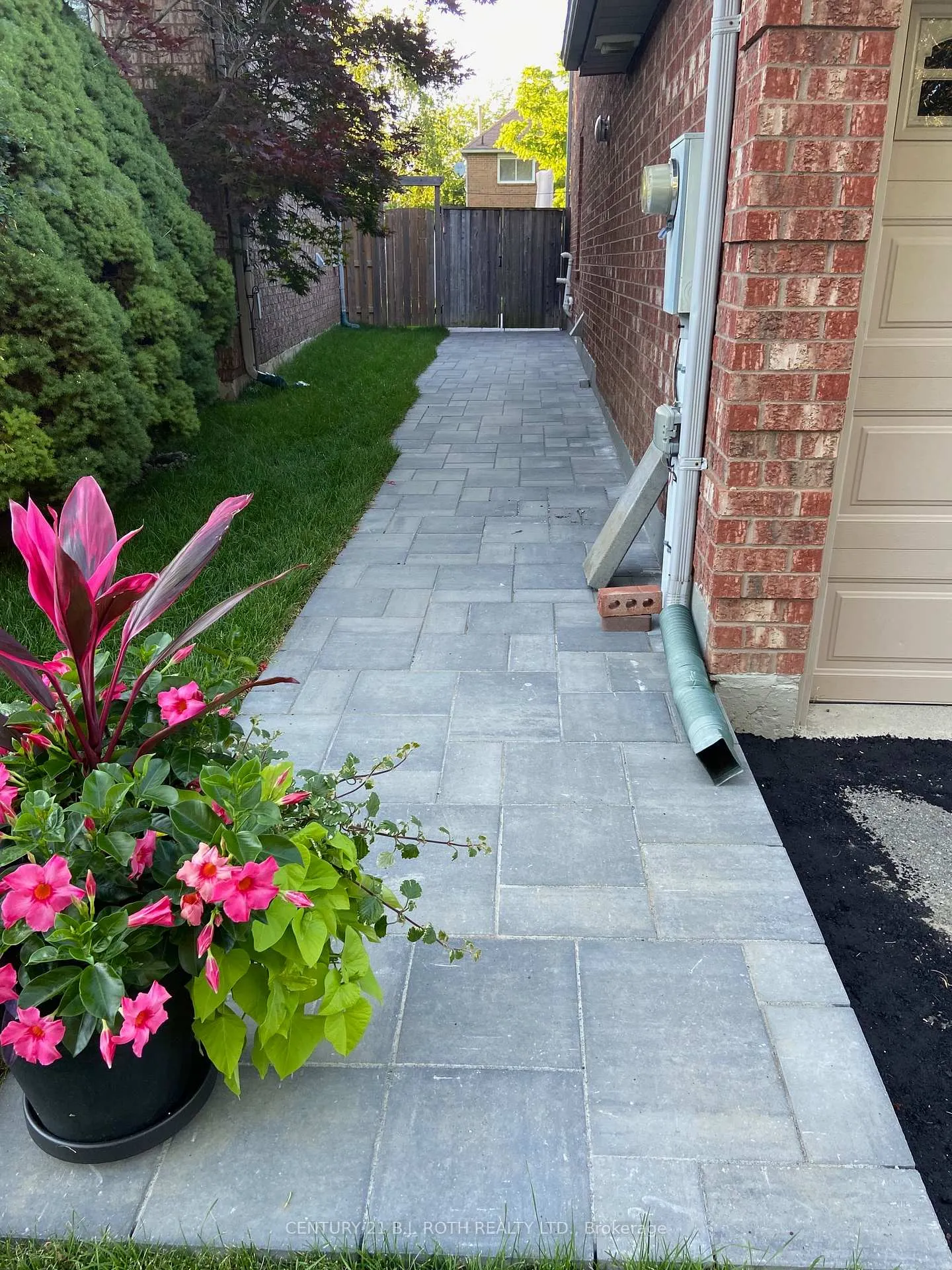 Photo 30 of 50 Buttonwood Trail, Aurora, Aurora Highlands — HOMEH