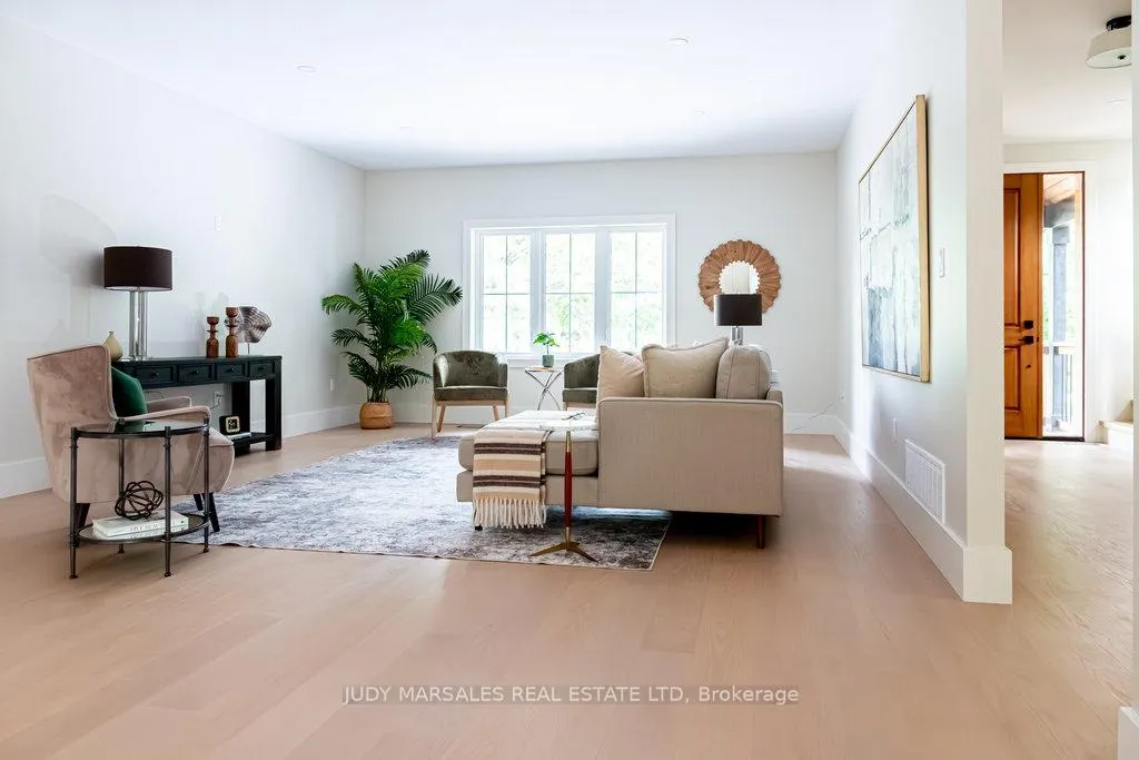 Photo 6 of 28 Parkside Avenue, Hamilton, Dundas — HOMEH
