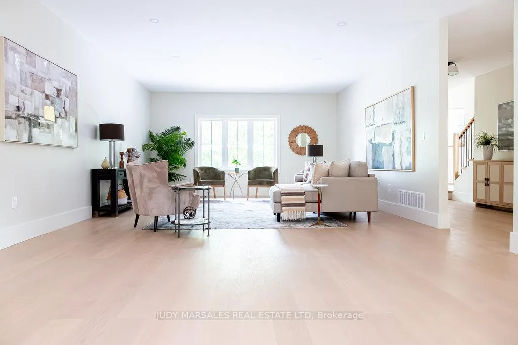 Photo 7 of 28 Parkside Avenue, Hamilton, Dundas — HOMEH