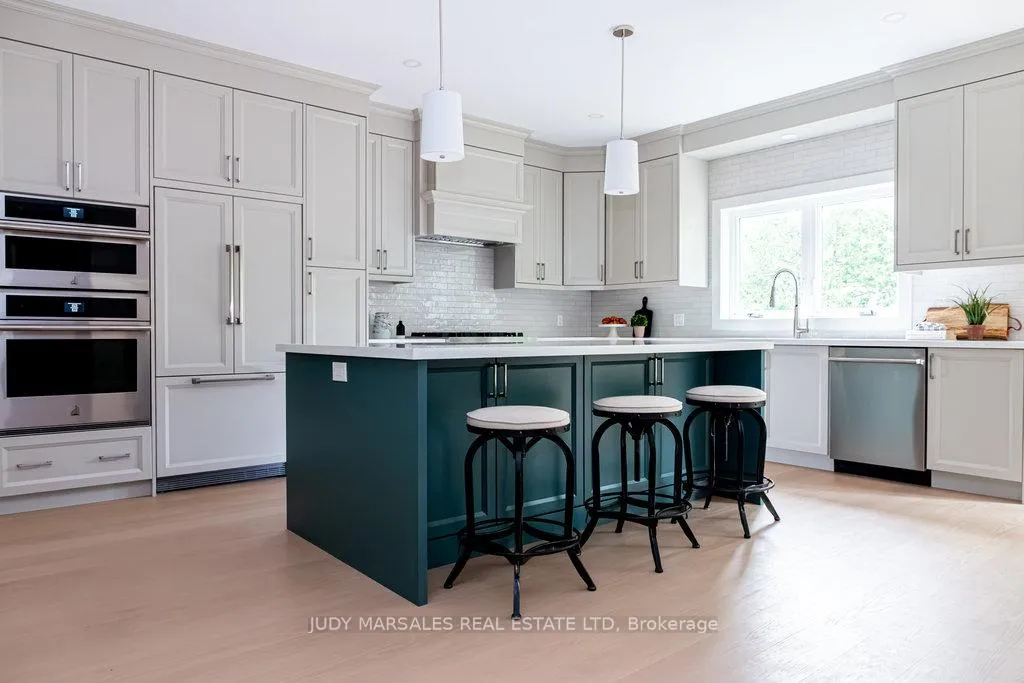 Photo 13 of 28 Parkside Avenue, Hamilton, Dundas — HOMEH